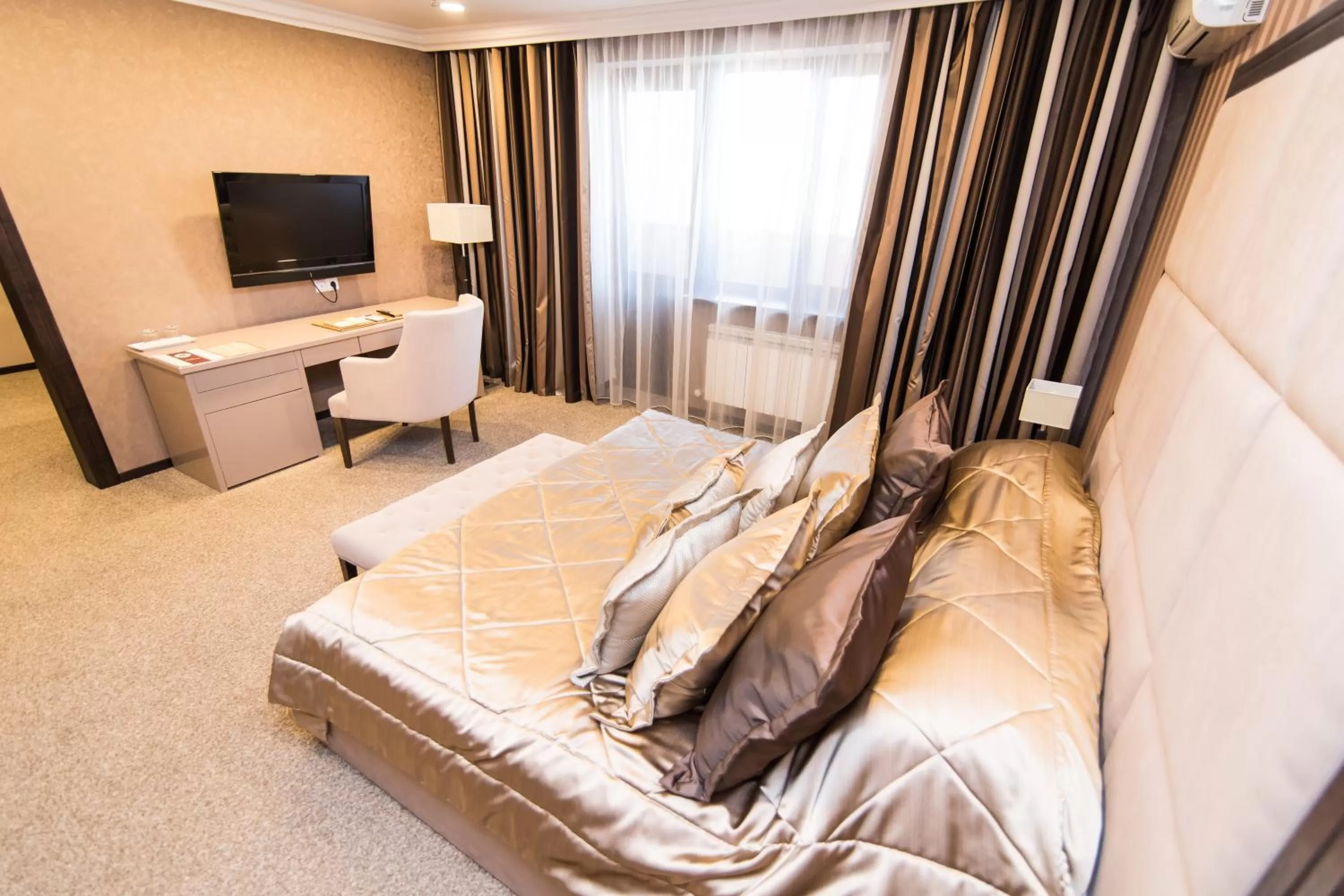 On site, Bed in King Hotel Astana