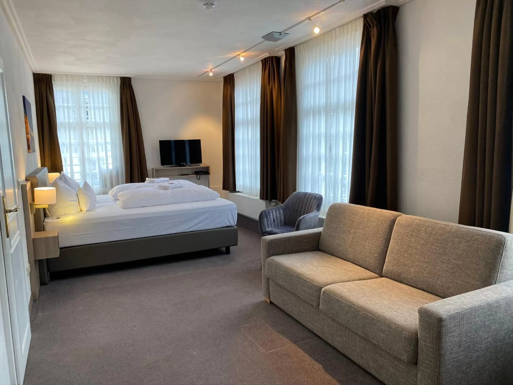 Bed in Horchem Hotel-Restaurant-Café-Bar