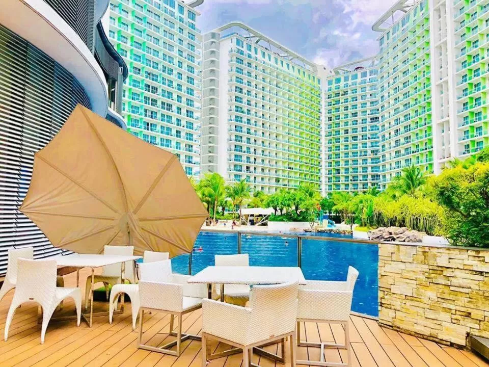 Azure Urban Resort Residence a4 near airport mall with wavepool