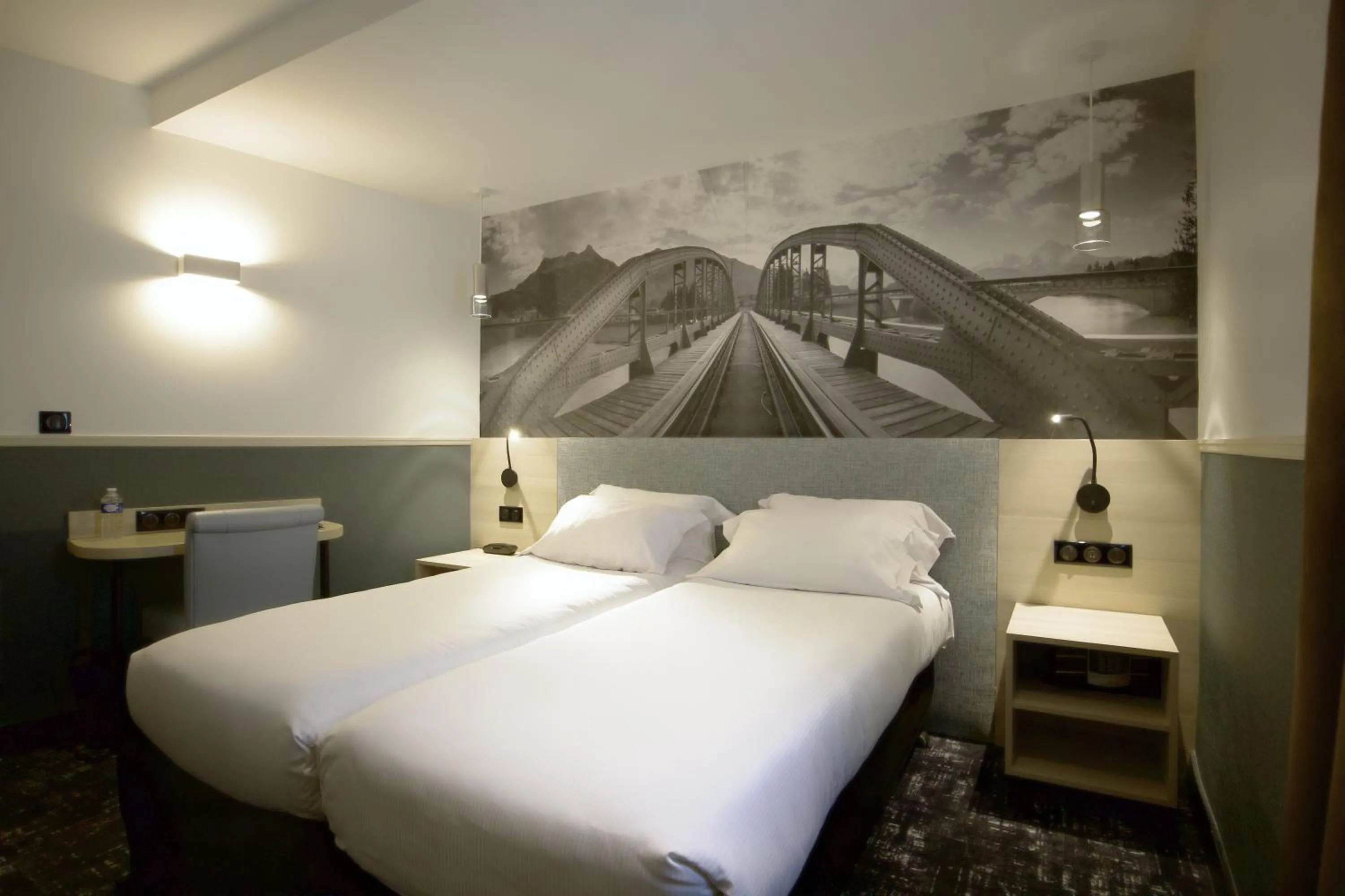 Bedroom, Bed in Appia La Fayette