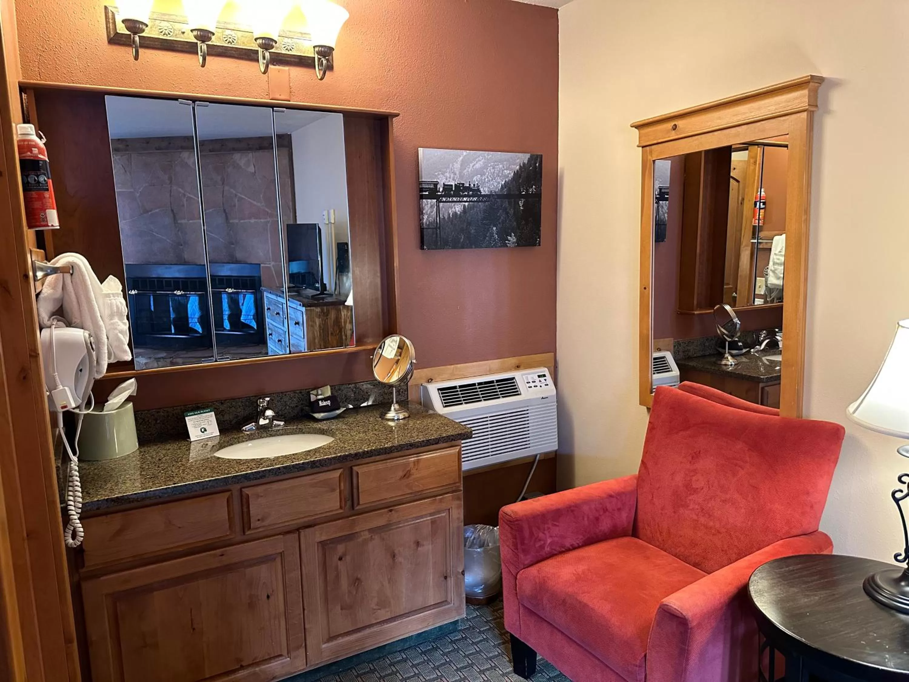 Seating area in Silver Moon Inn