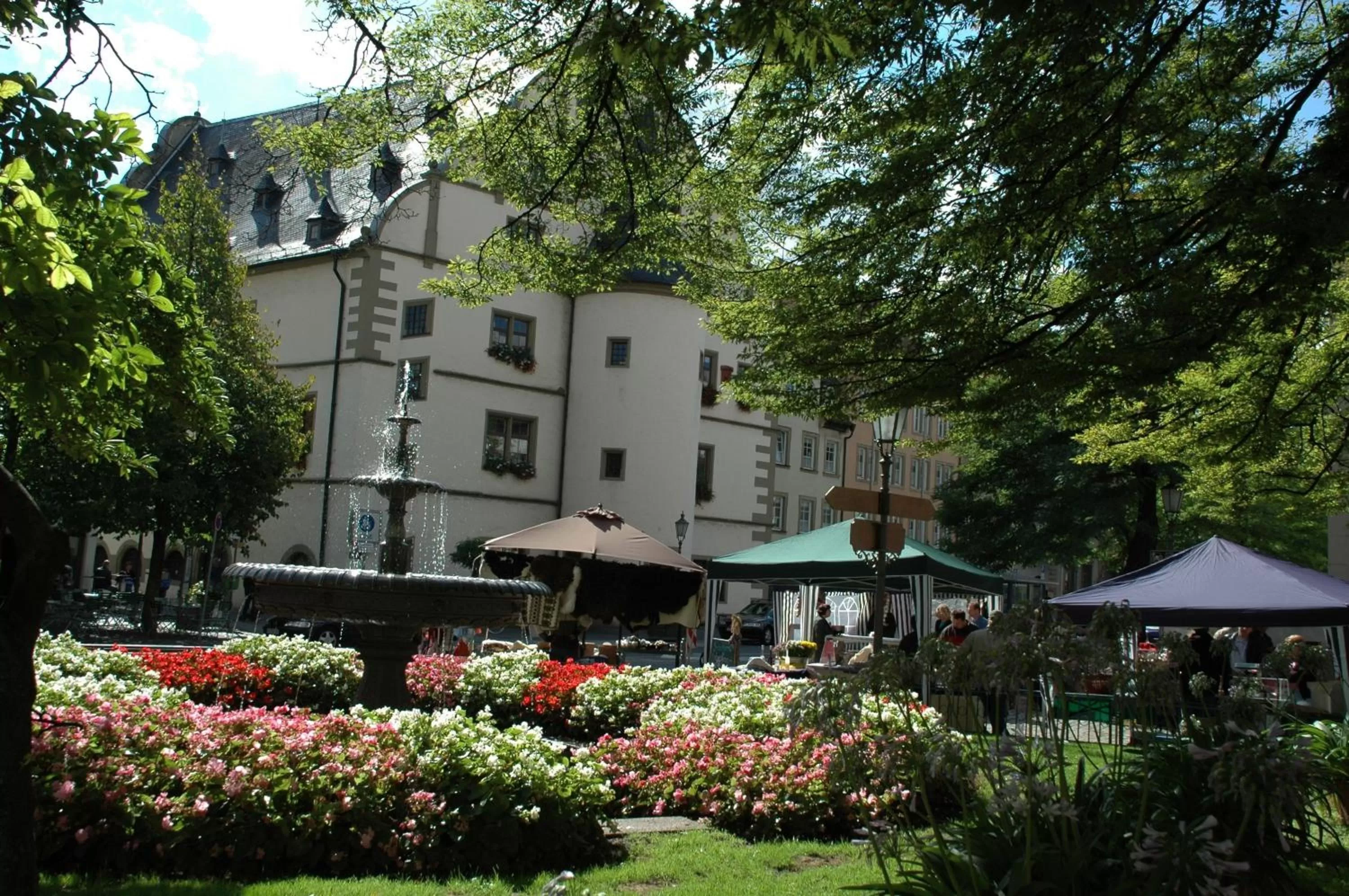 Nearby landmark, Property Building in Hotel Kitzinger Hof an der B8