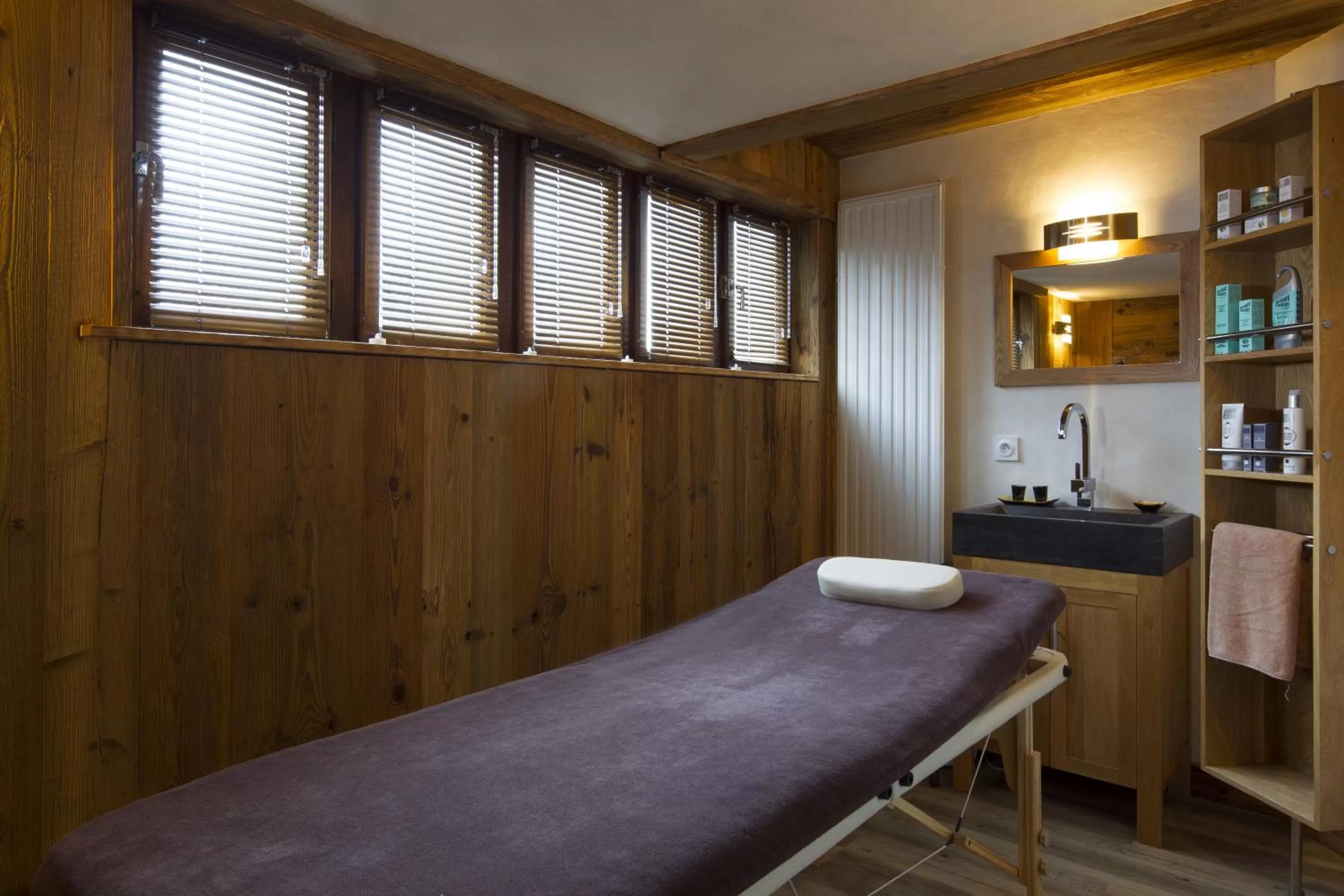 Massage in Hôtel Le Sporting