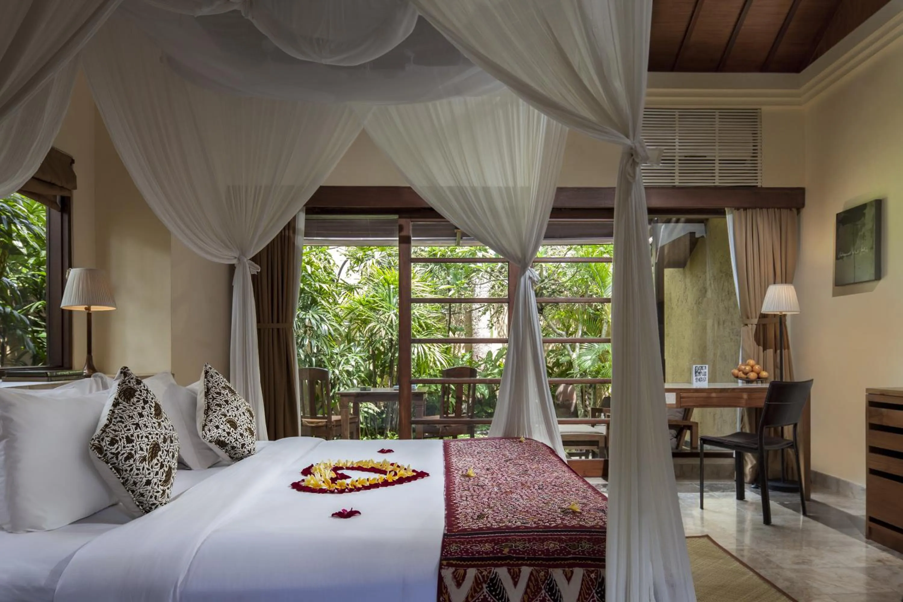 Photo of the whole room, Bed in Komaneka at Monkey Forest Ubud