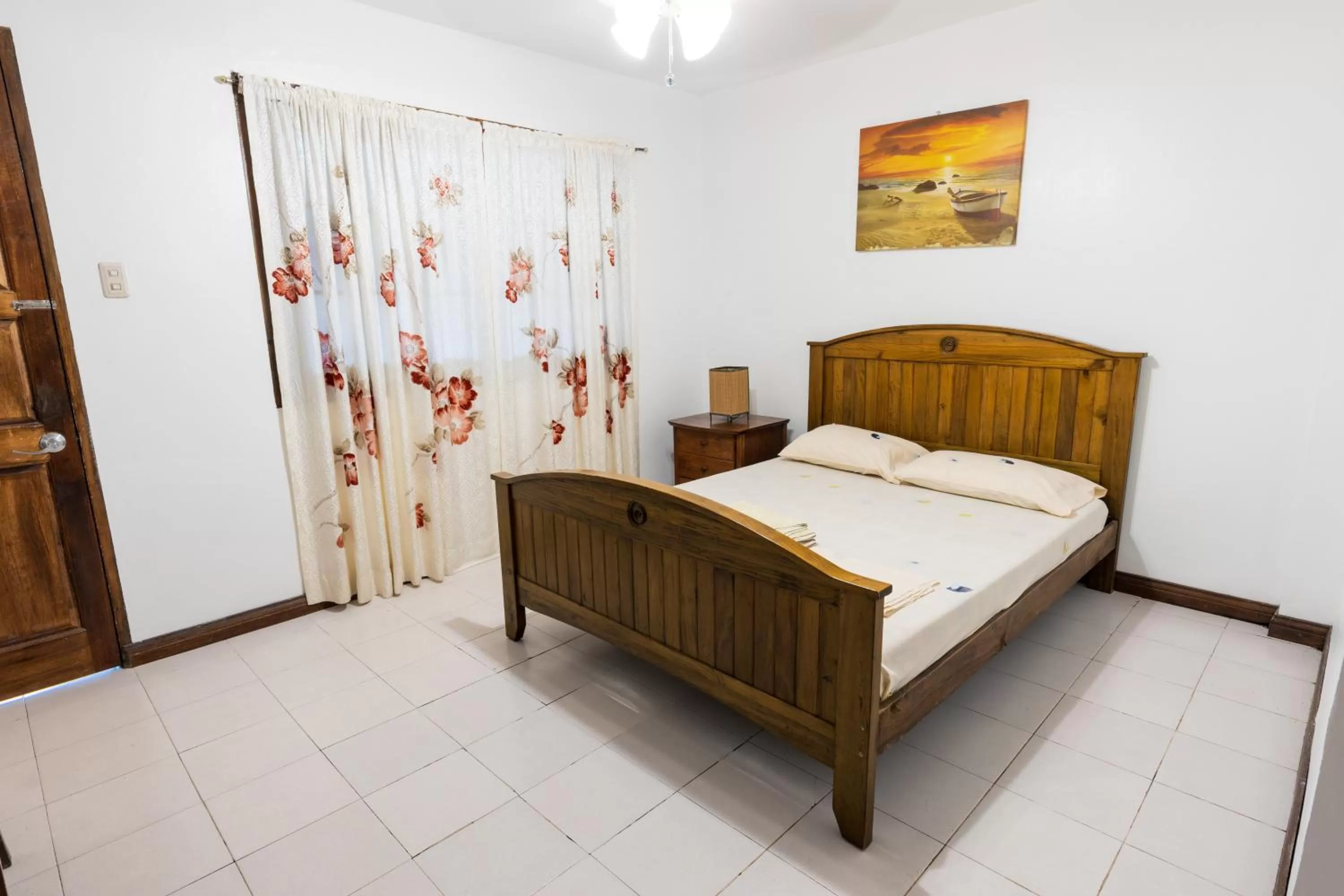 Bed in Marina Village