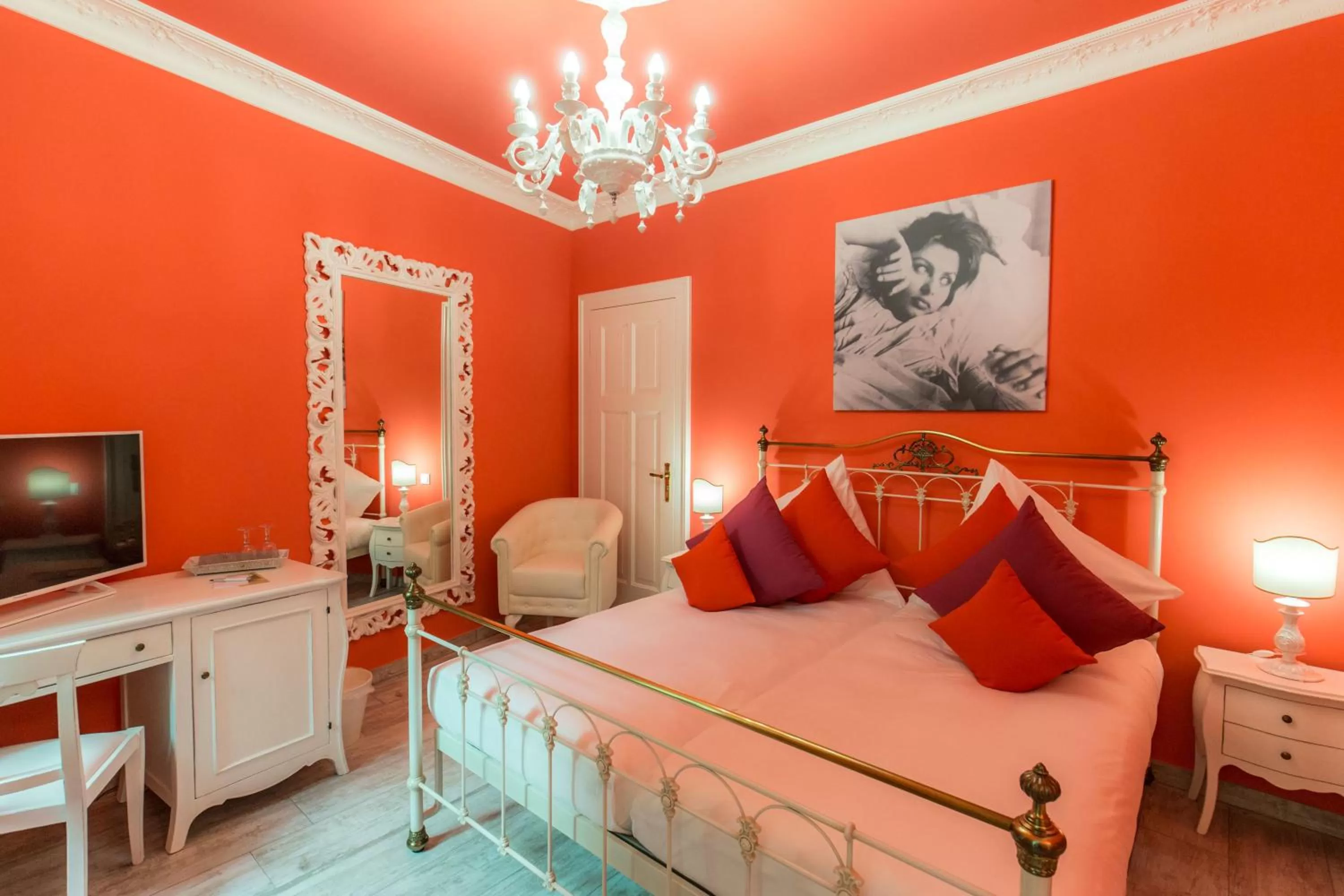 Photo of the whole room, Bed in Grande Albergo Giancarlo