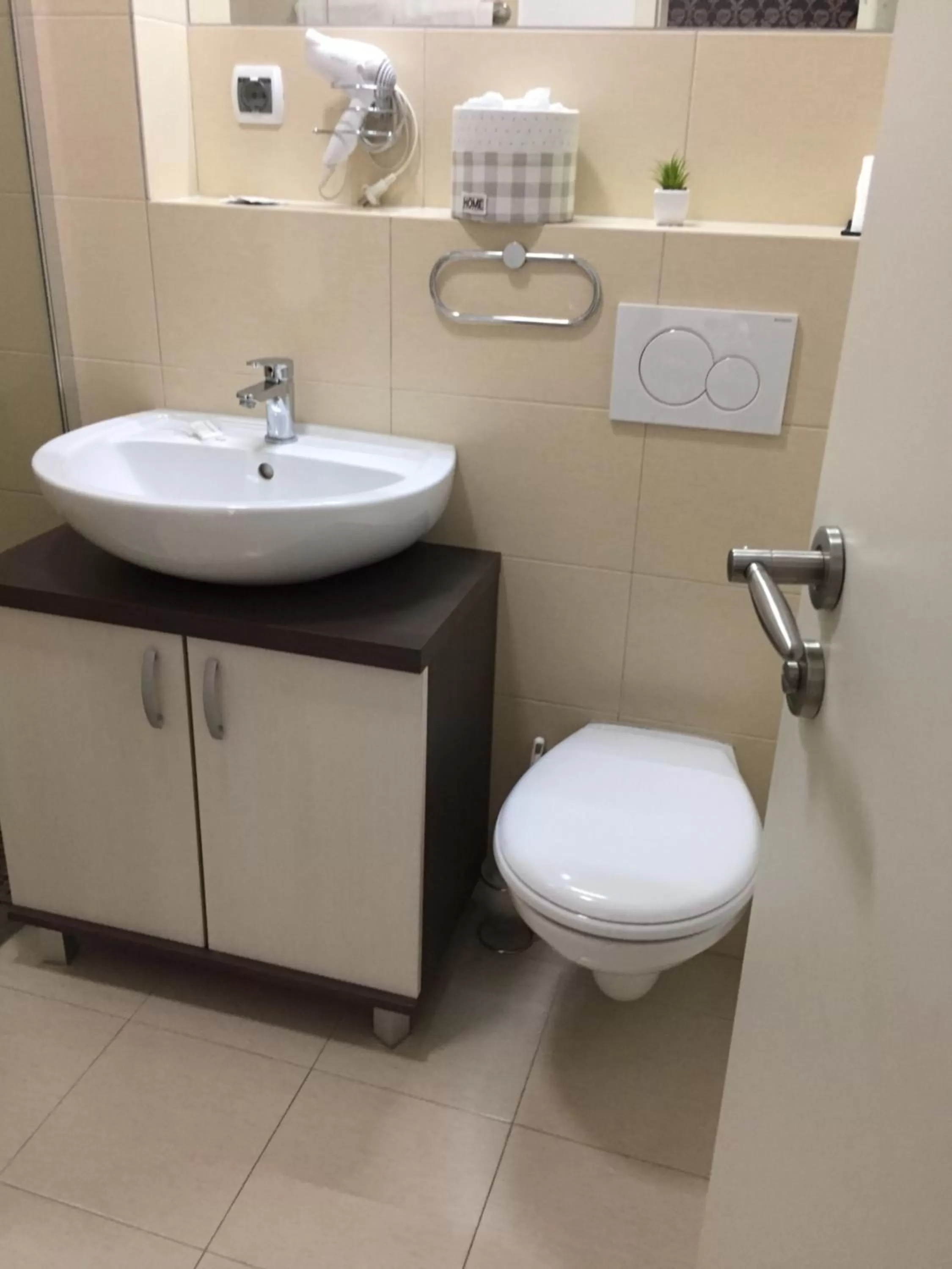 Bathroom in B&B Alex