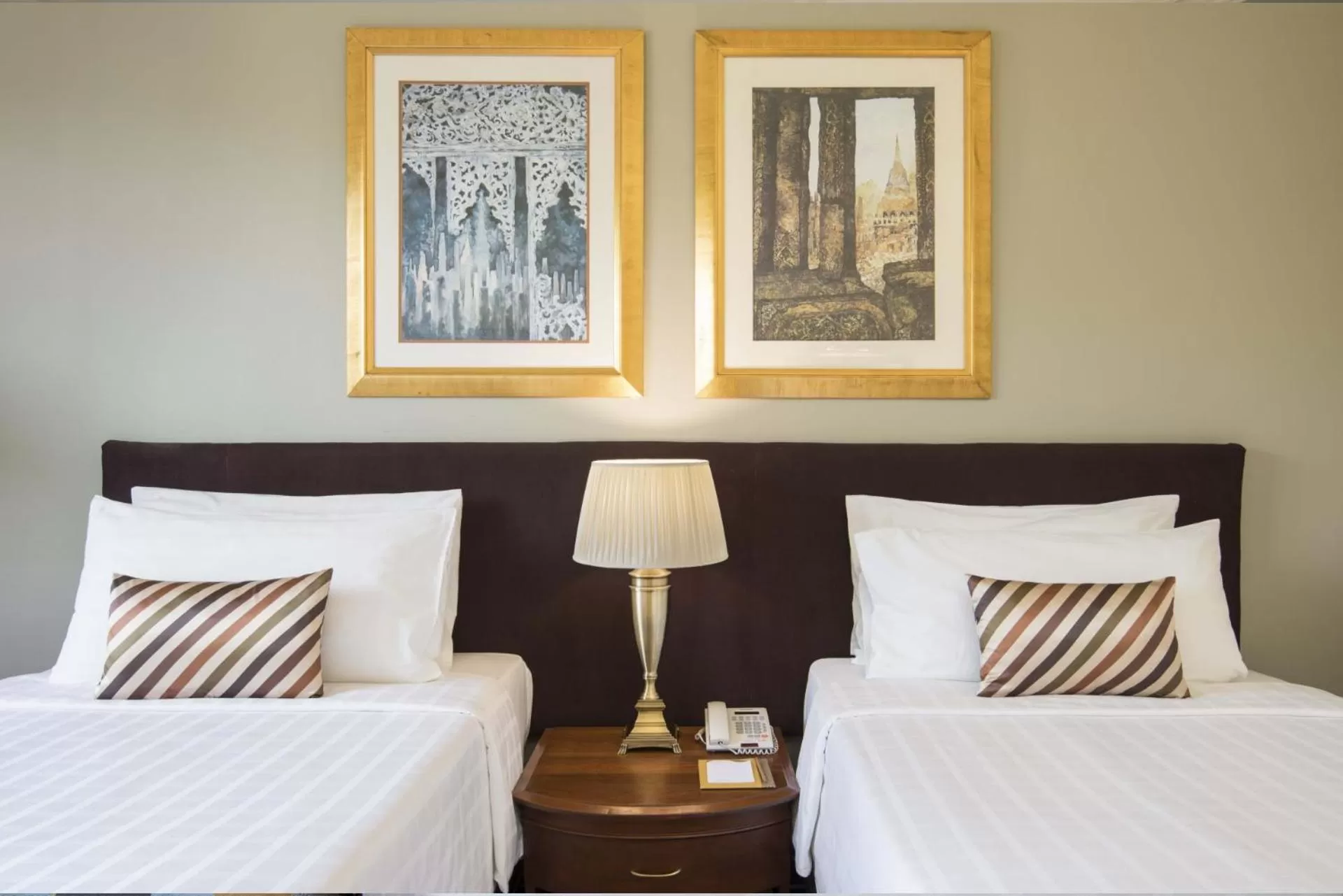 Bedroom, Bed in Chatrium Hotel Royal Lake Yangon