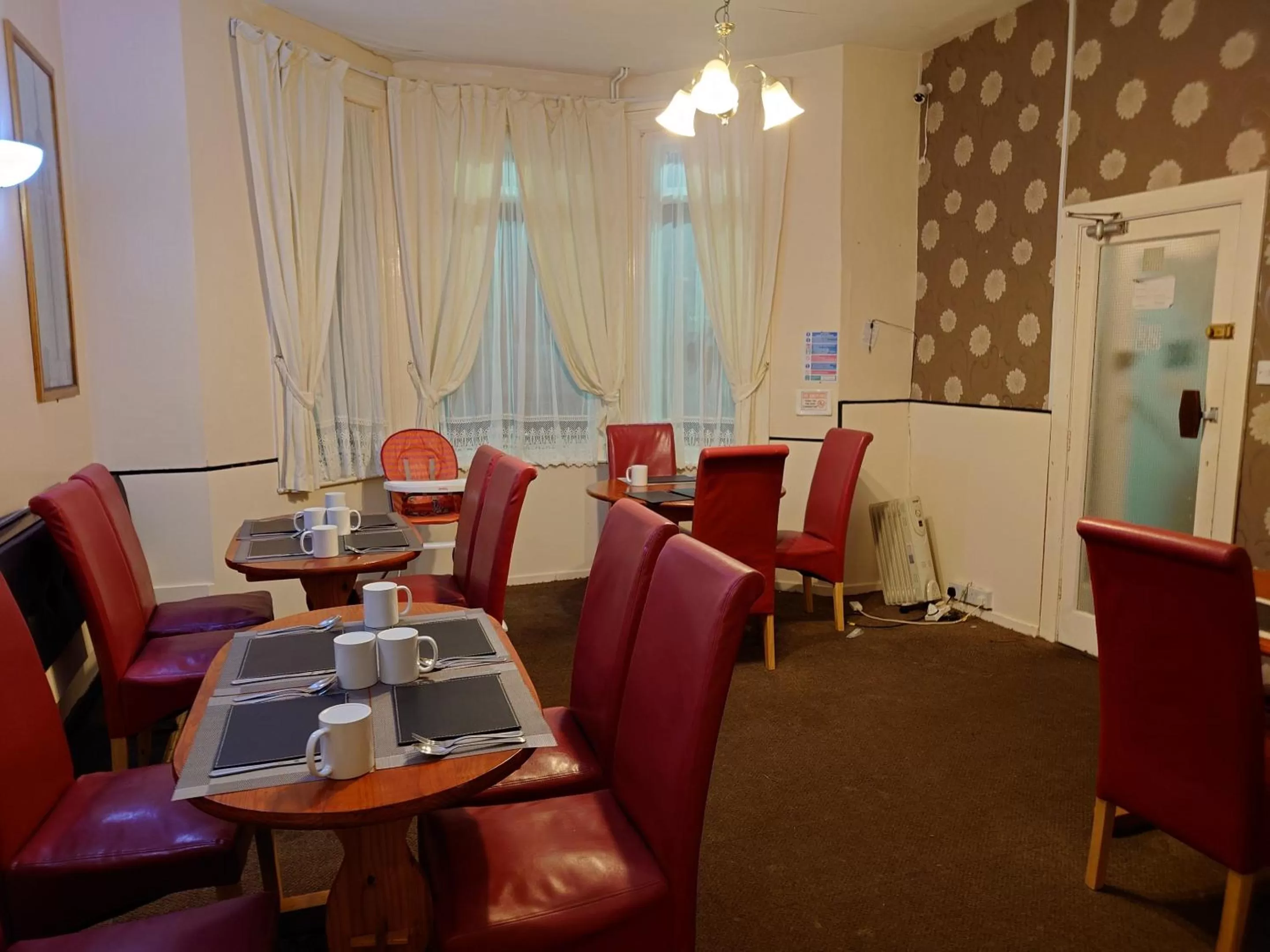 Breakfast, Restaurant/Places to Eat in The Trevross