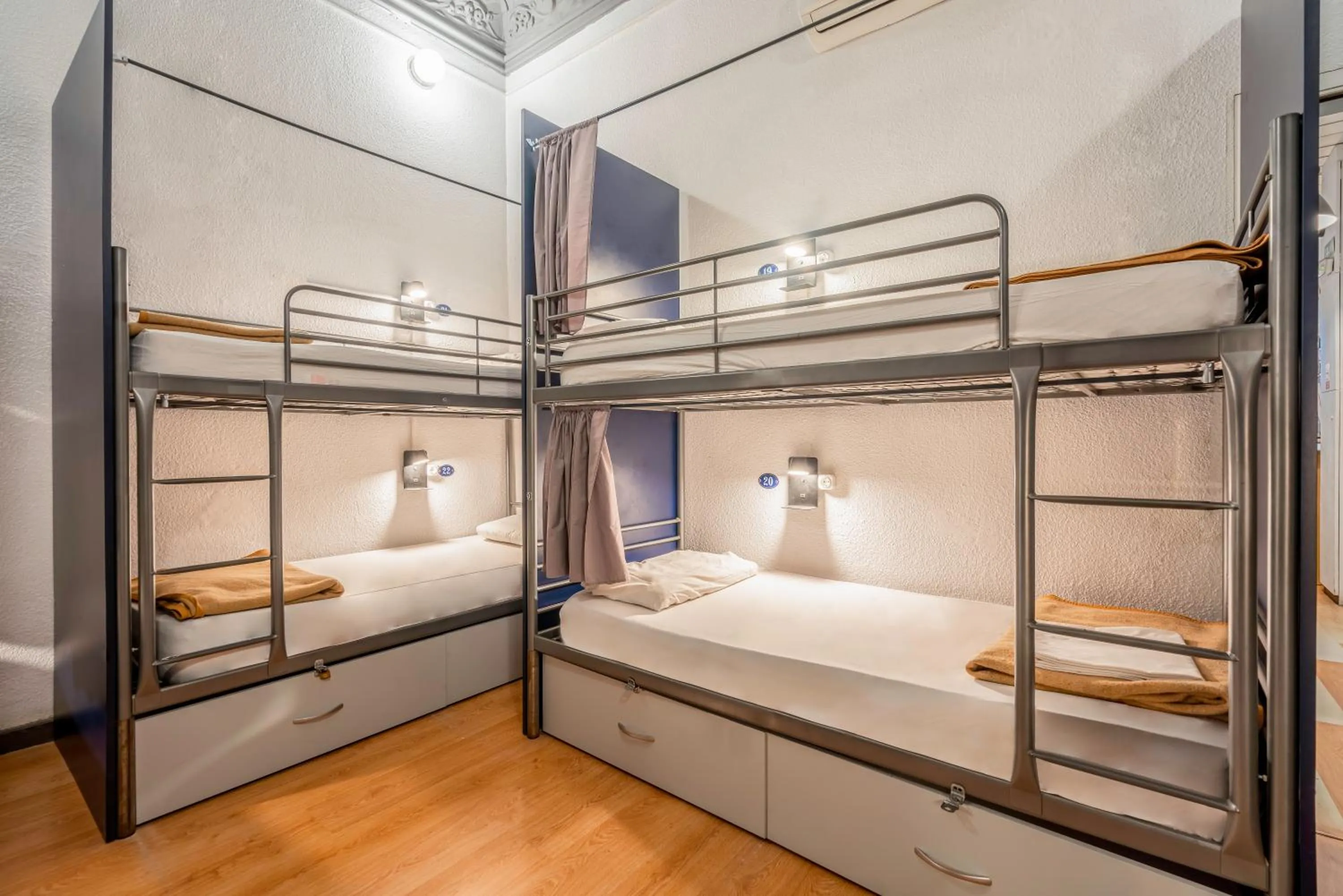 Bed in Casa Barcelo Hostel Barcelona