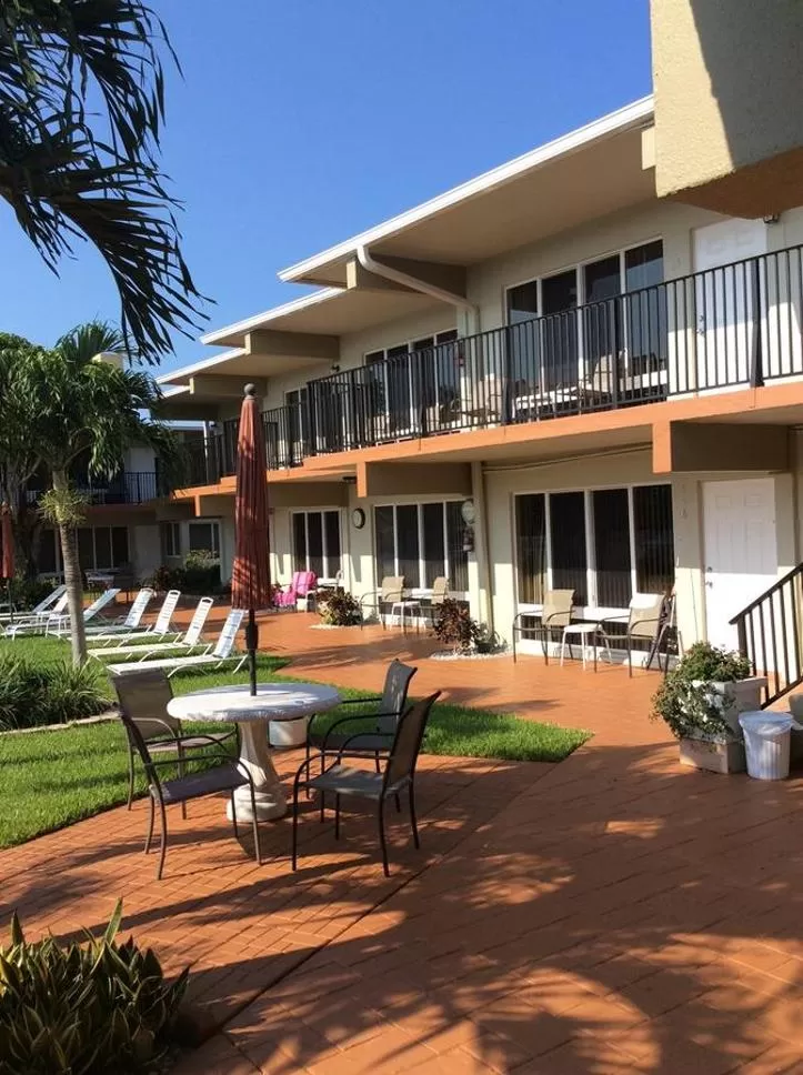 Property building, Patio/Outdoor Area in Aqua Mar Condos