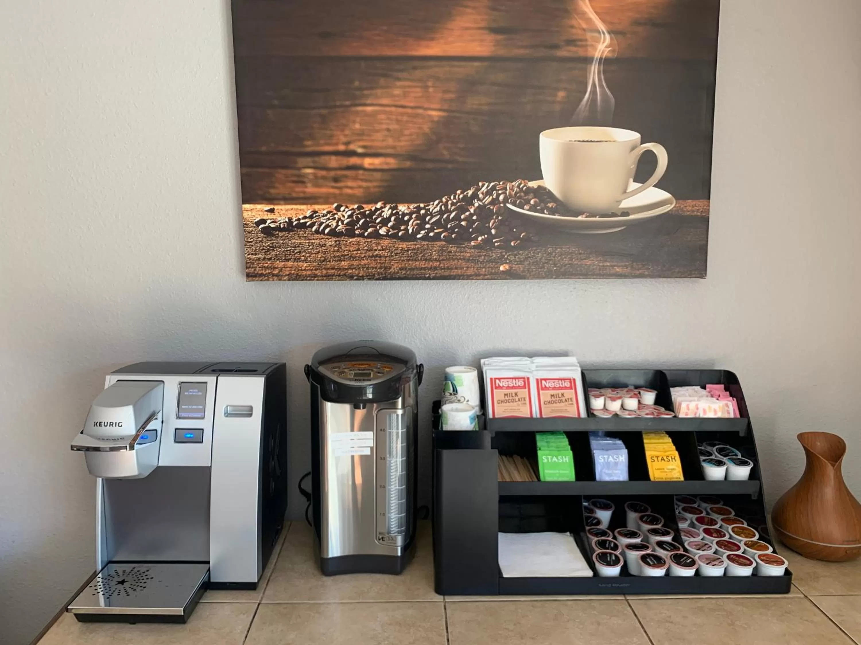 Coffee/tea facilities in Black Jack Inn