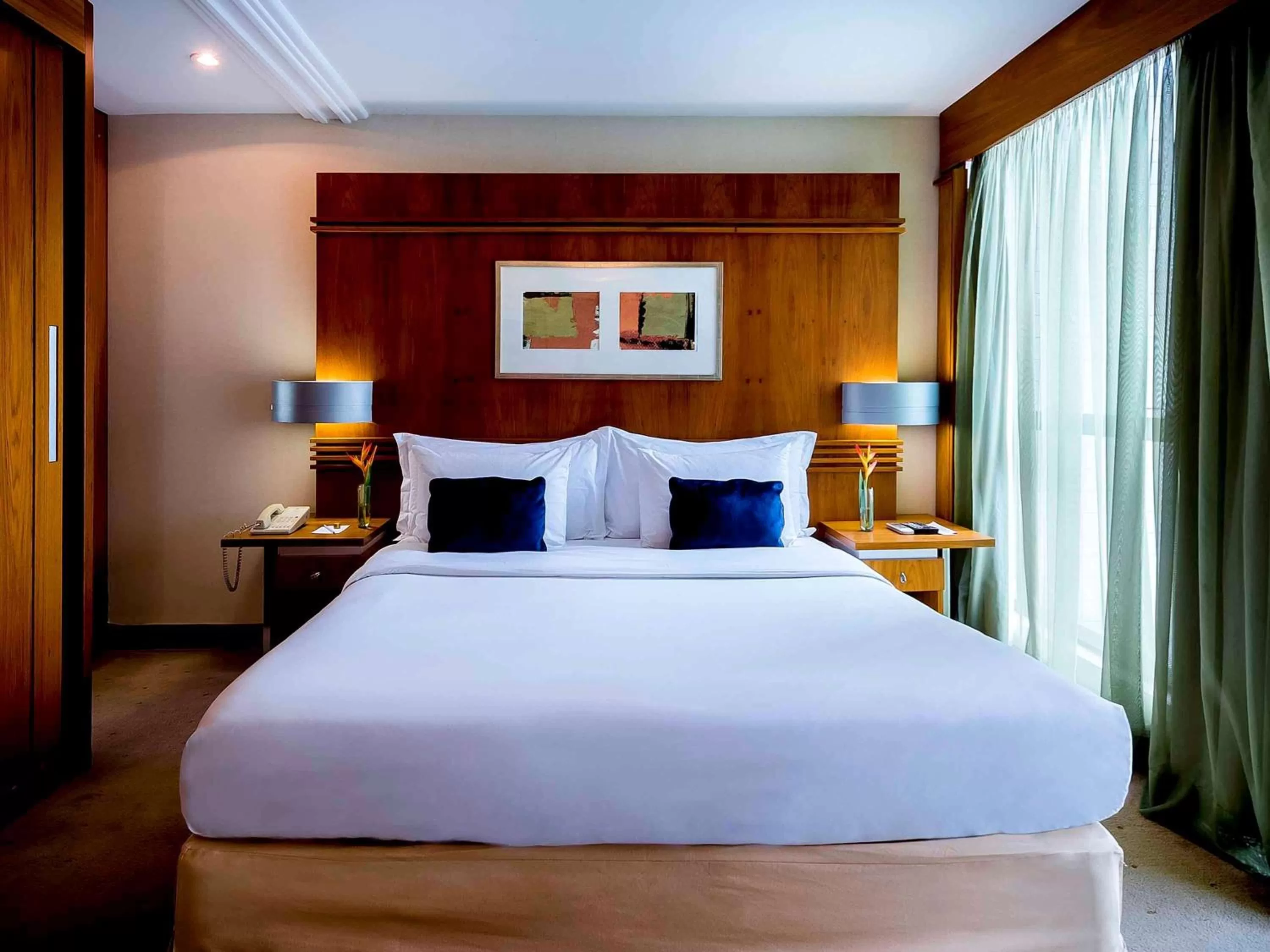 Photo of the whole room, Bed in Grand Mercure Brasilia Eixo Monumental