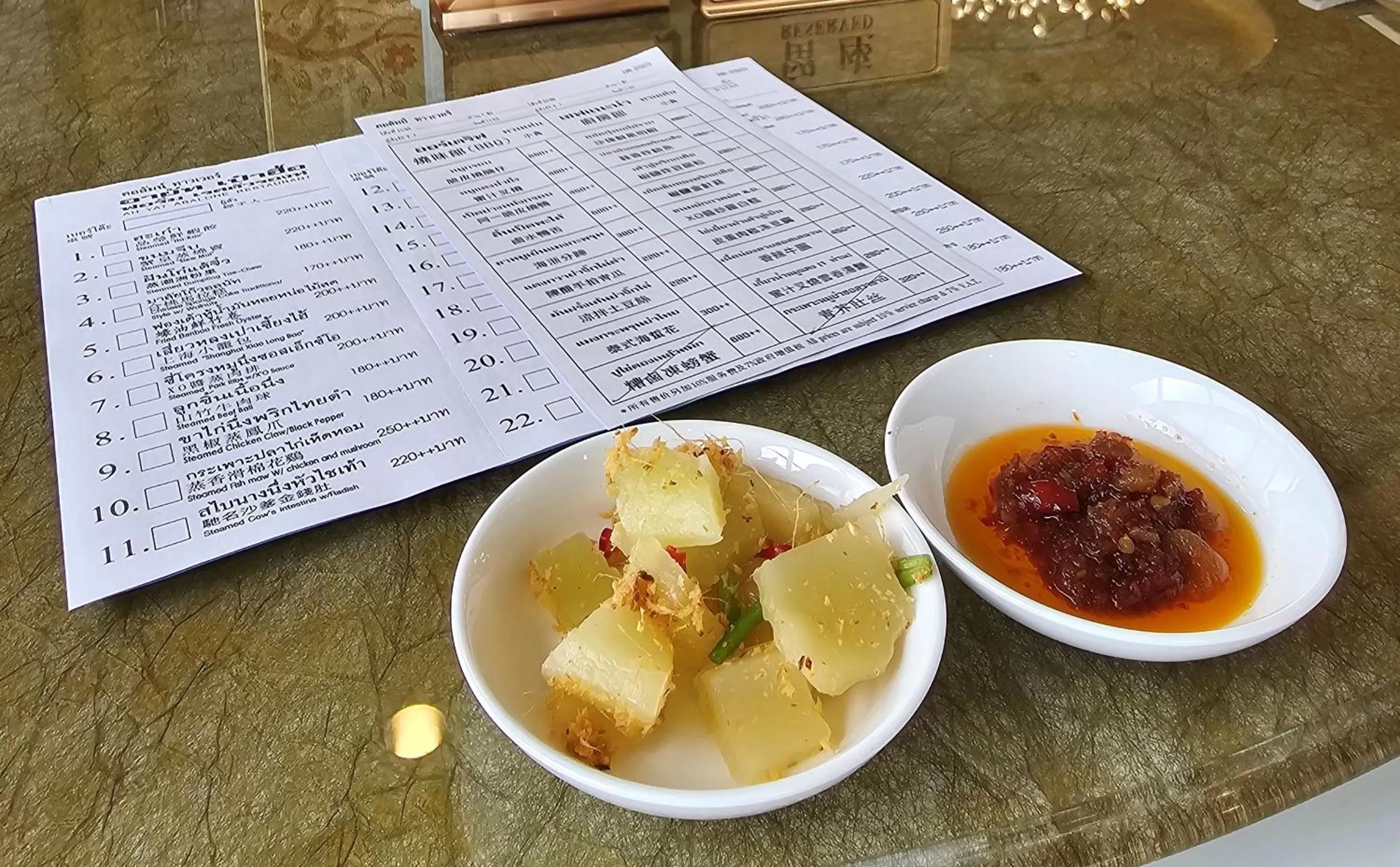 Restaurant/places to eat in Column Bangkok Hotel