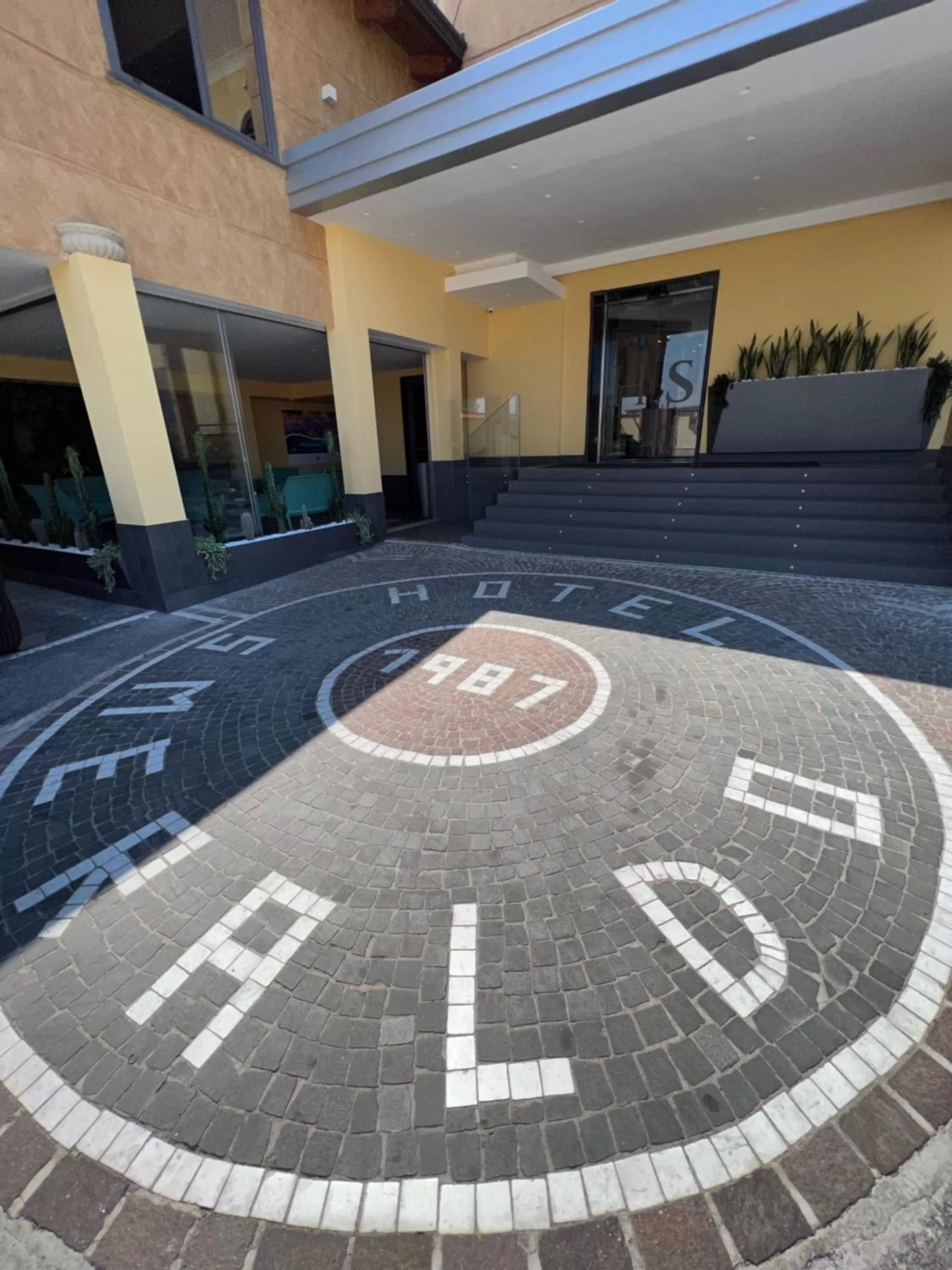 Facade/entrance in Hotel Smeraldo