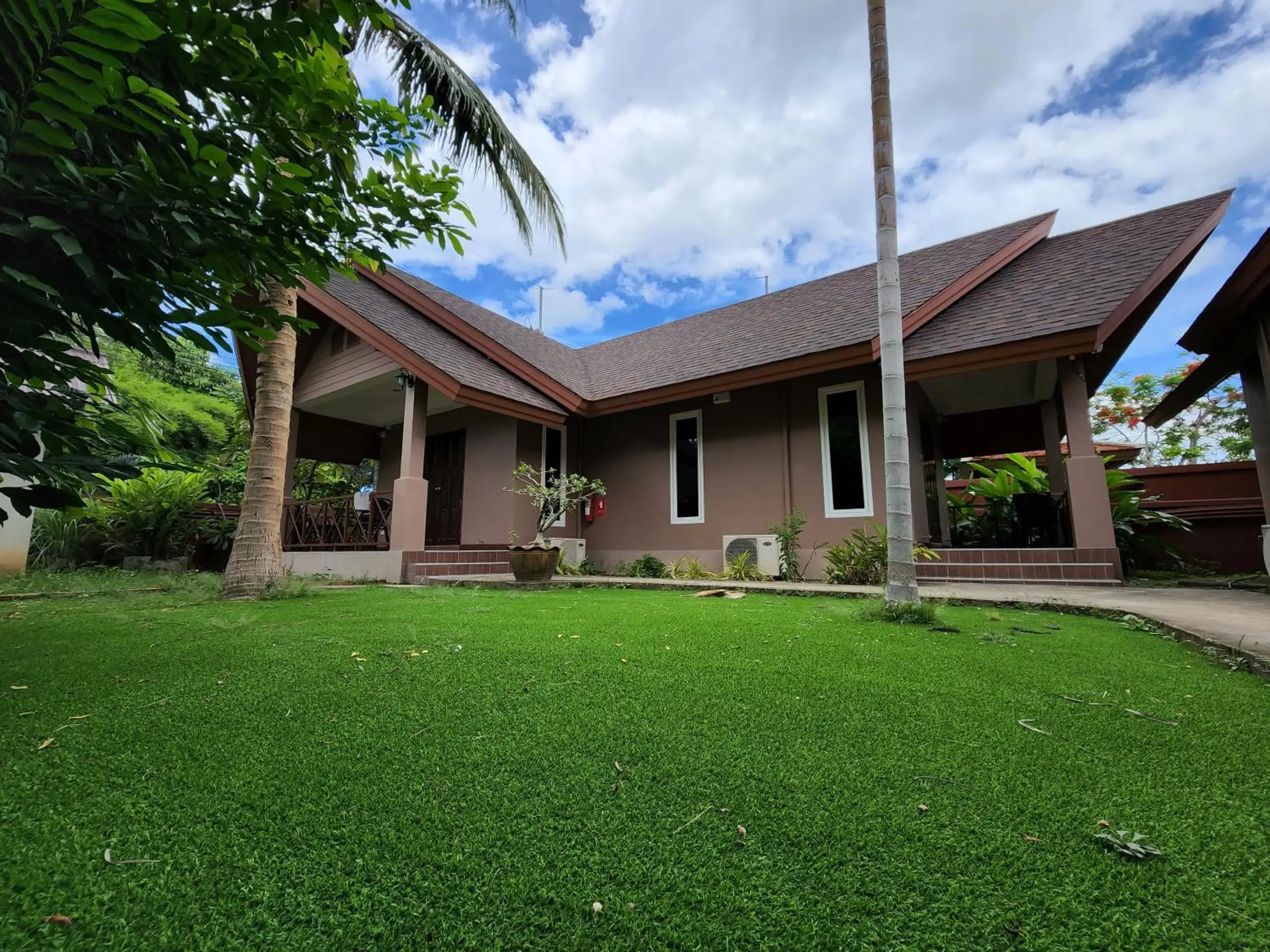 Twin Room with Balcony in La-or Resort Twin Room with Balcony in La-or Resort