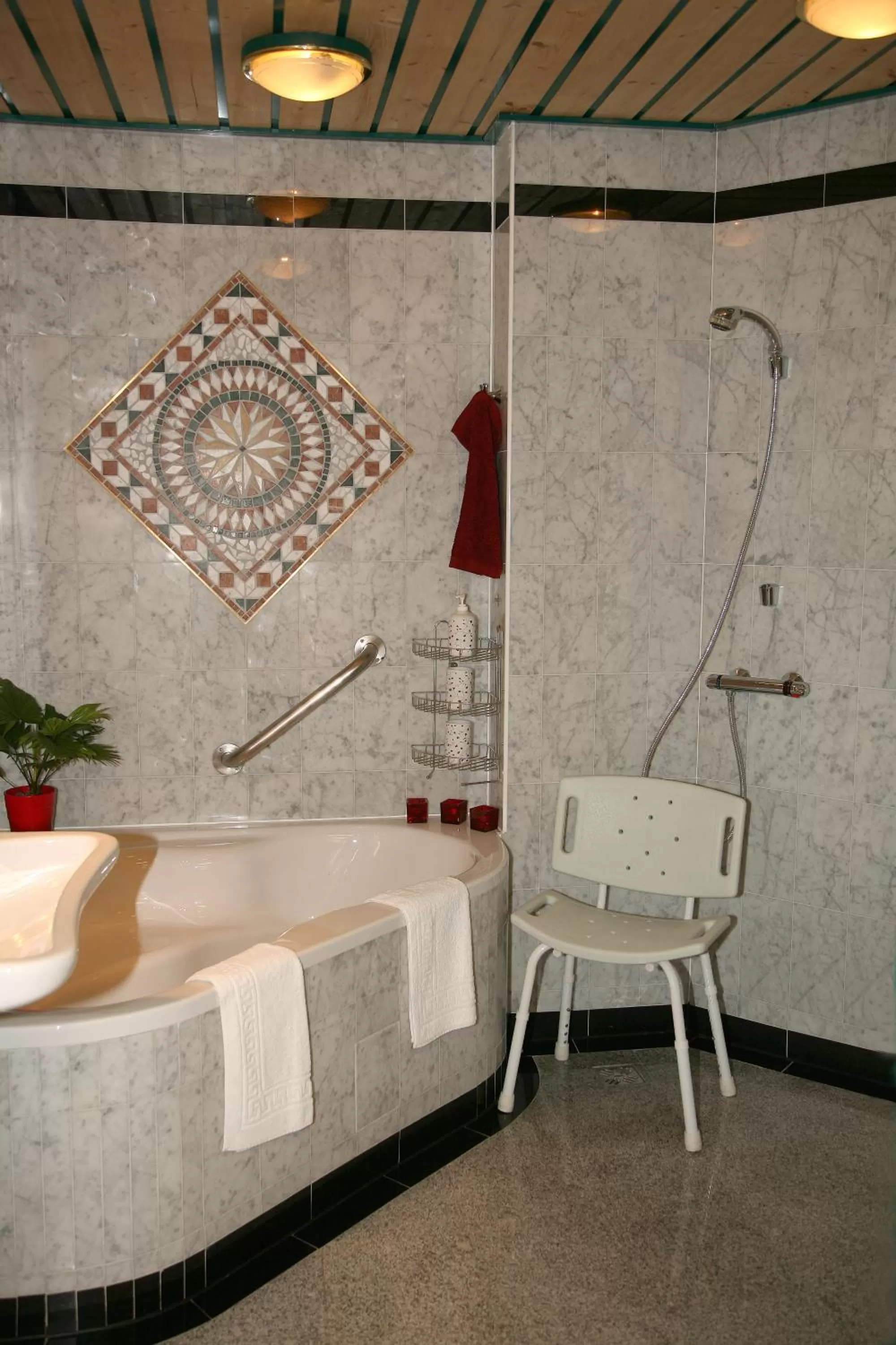 Bathroom in Hotel Asperner Löwe