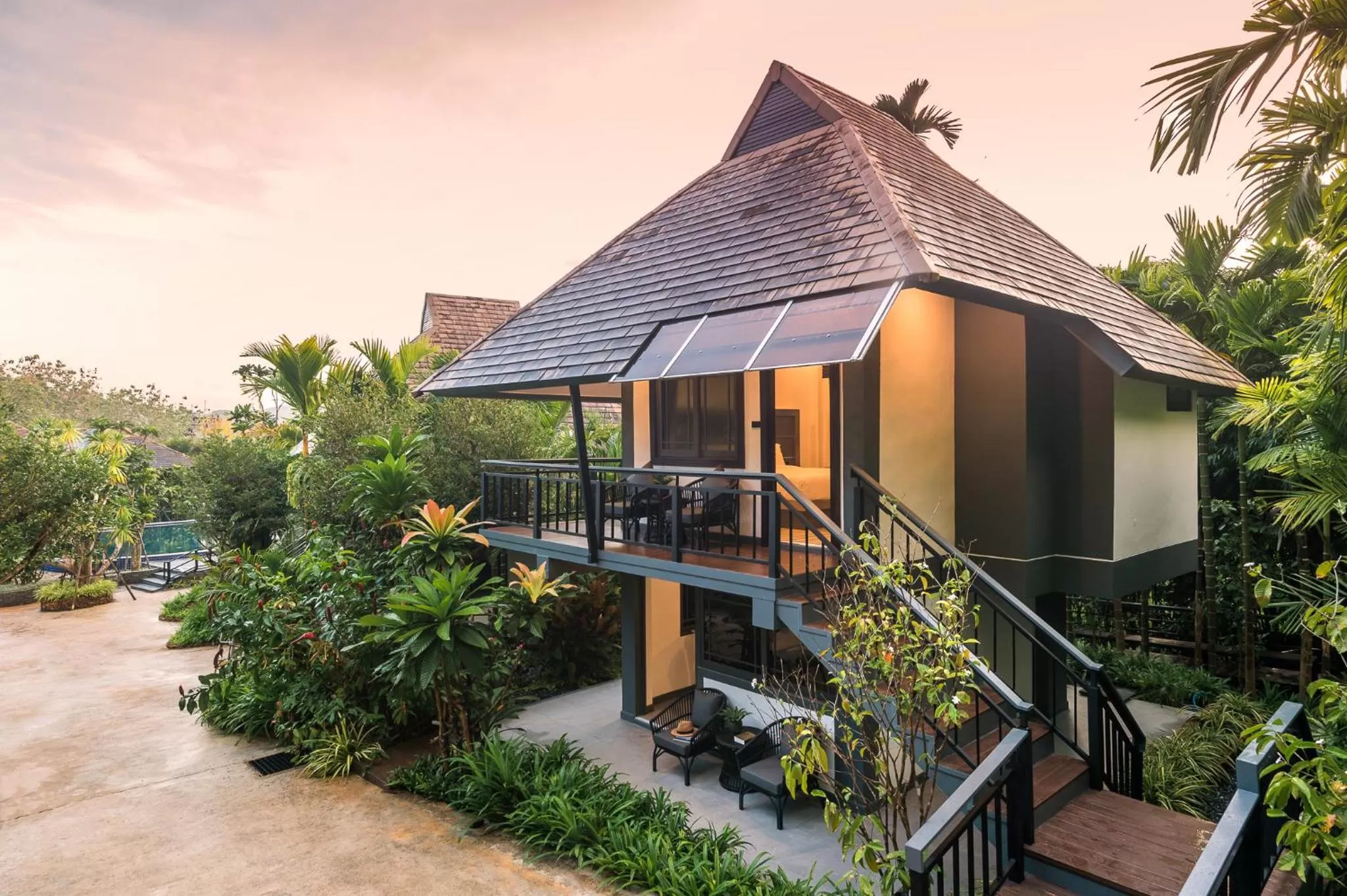 Property building in Loy Chalet