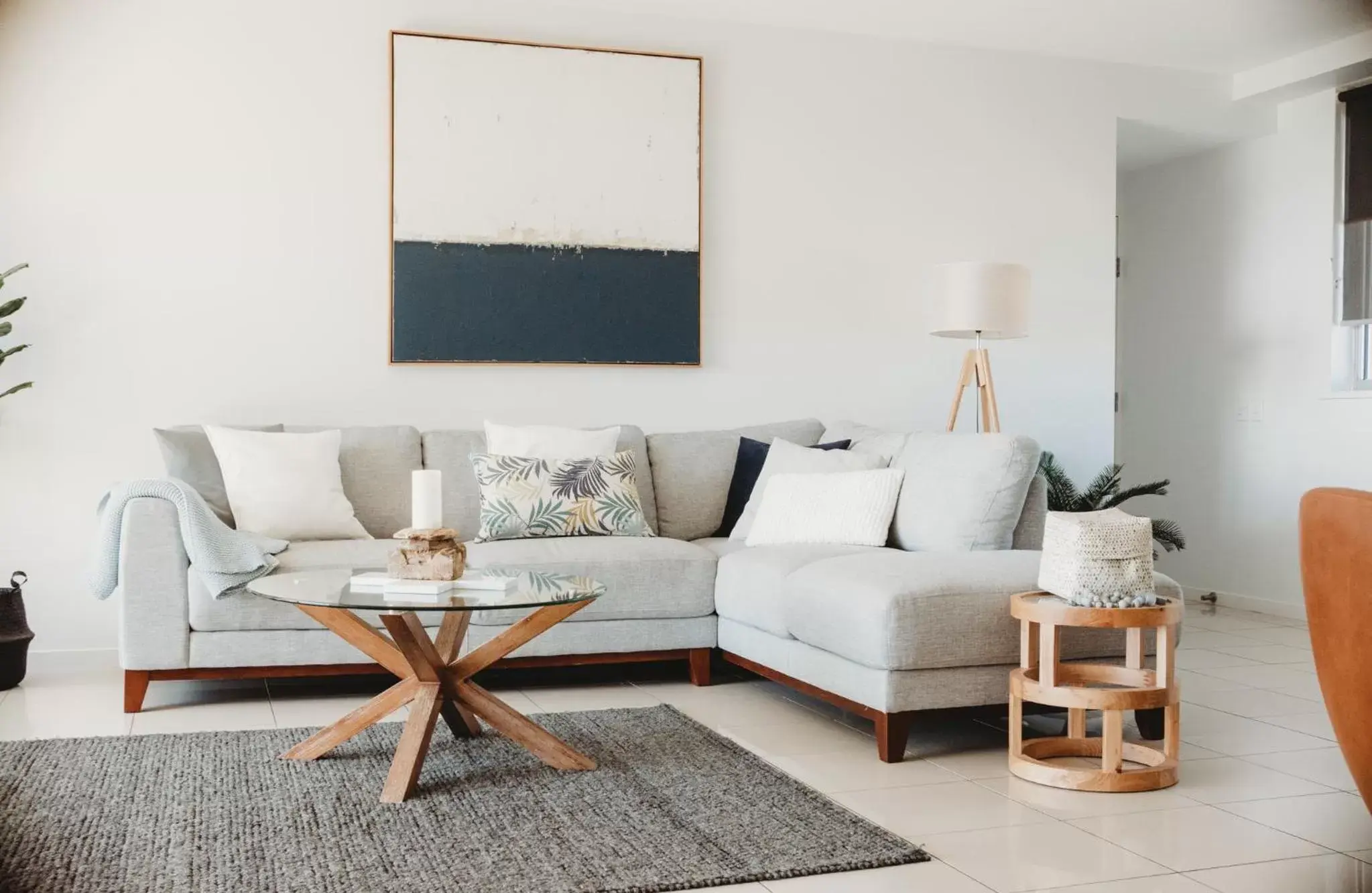 Two-Bedroom Ocean View Apartment in Grandview Apartments Two-Bedroom Ocean View Apartment in Grandview Apartments