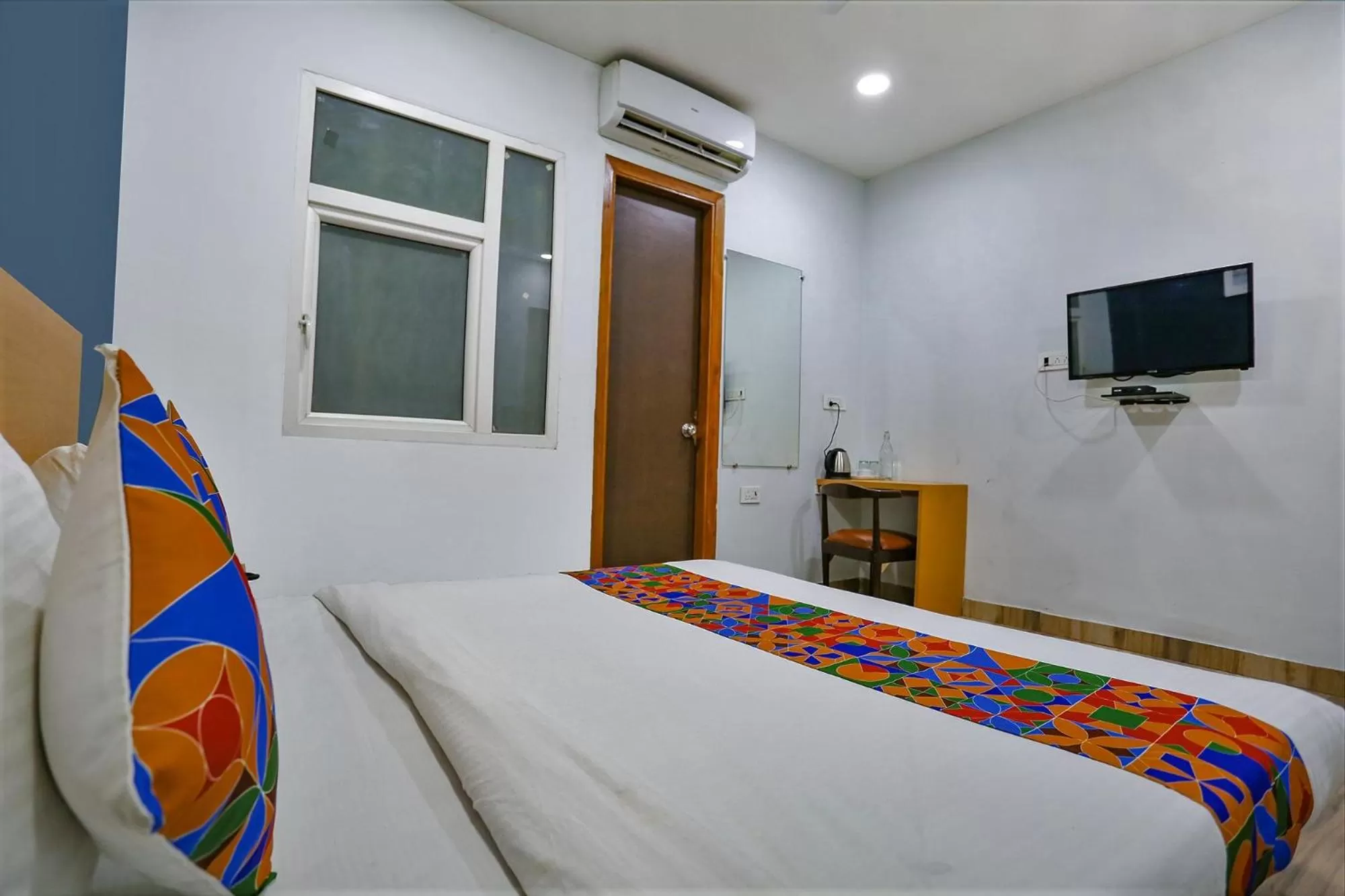 Bed in FabHotel F9 Peeragarhi