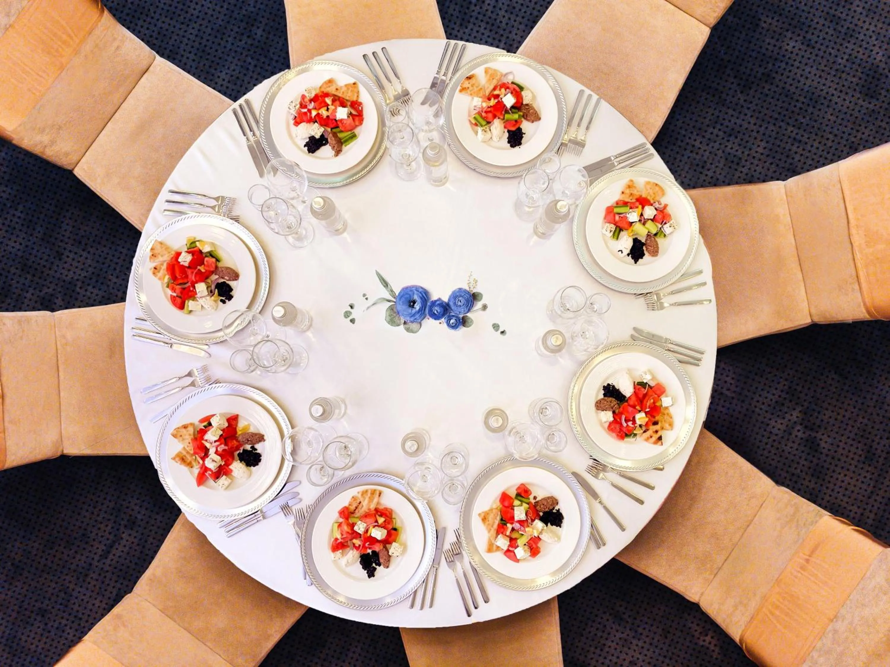 Restaurant/places to eat in International Hotel Casino & Tower Suites