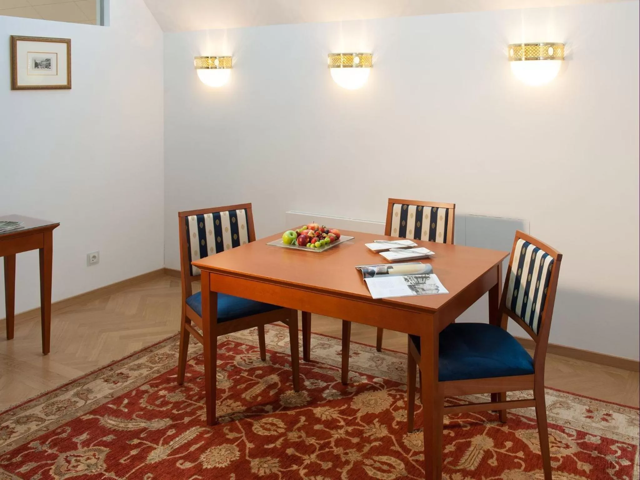 Dining area in Hotel Ambassador