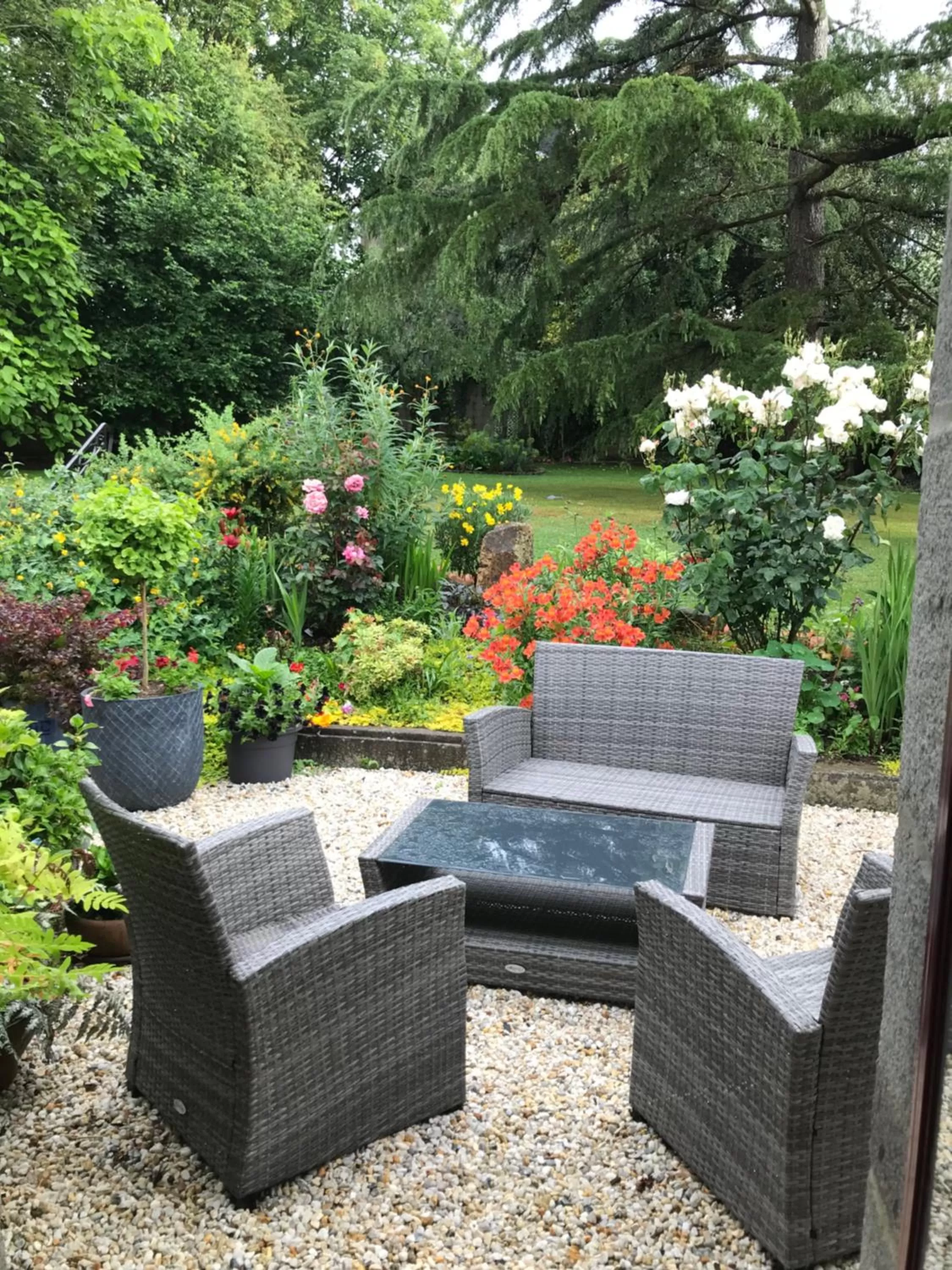 Garden in Auberge de Keranden