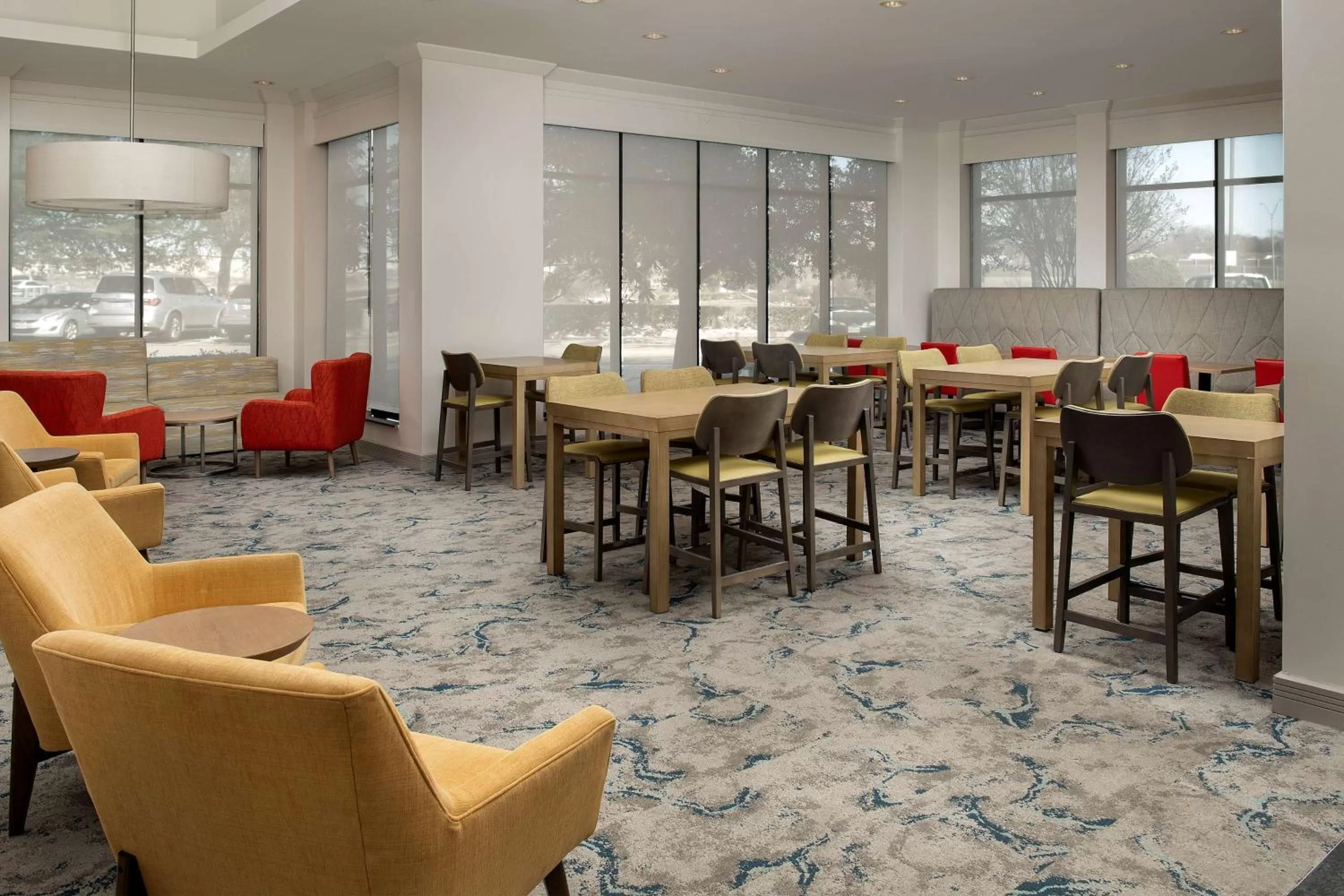 Restaurant/places to eat in Hilton Garden Inn Dallas/Duncanville