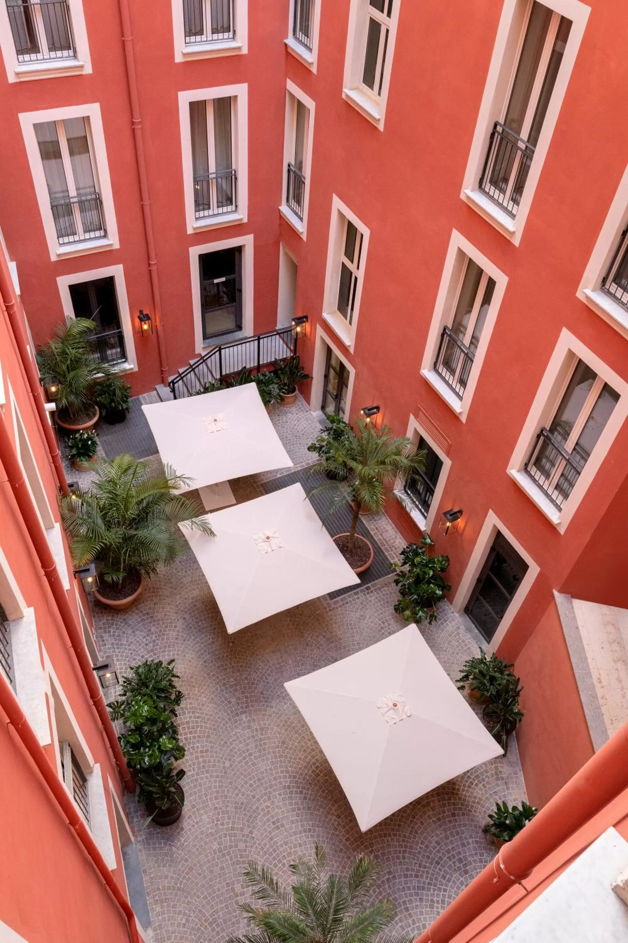 Inner courtyard view in Trastevere Roma UNA Esperienze