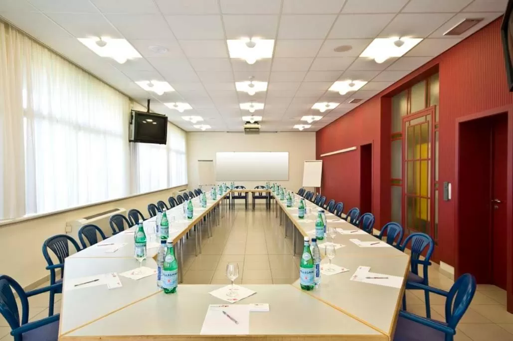 Business facilities in Floreal Le Panoramique