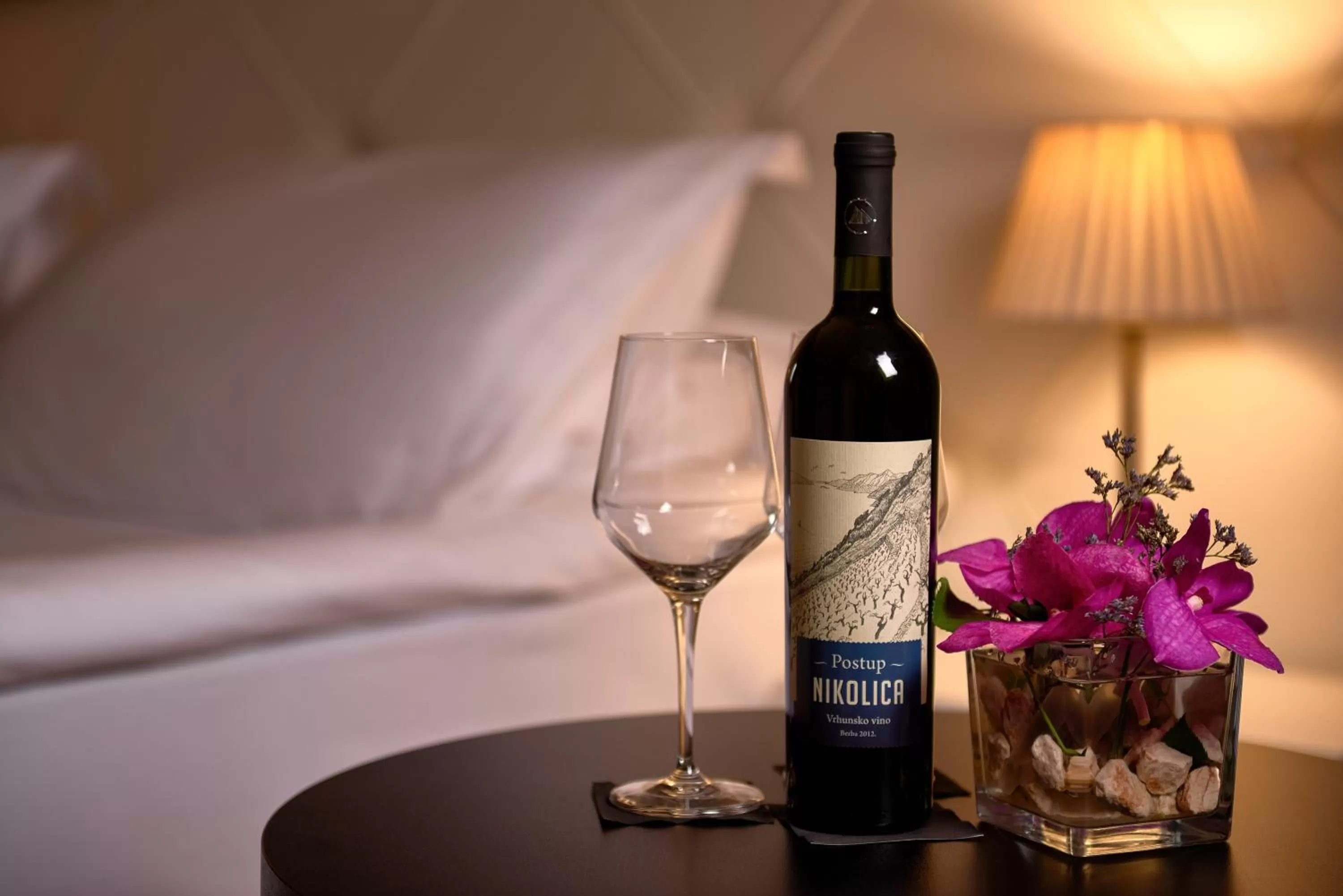 Alcoholic drinks in Cornaro Hotel