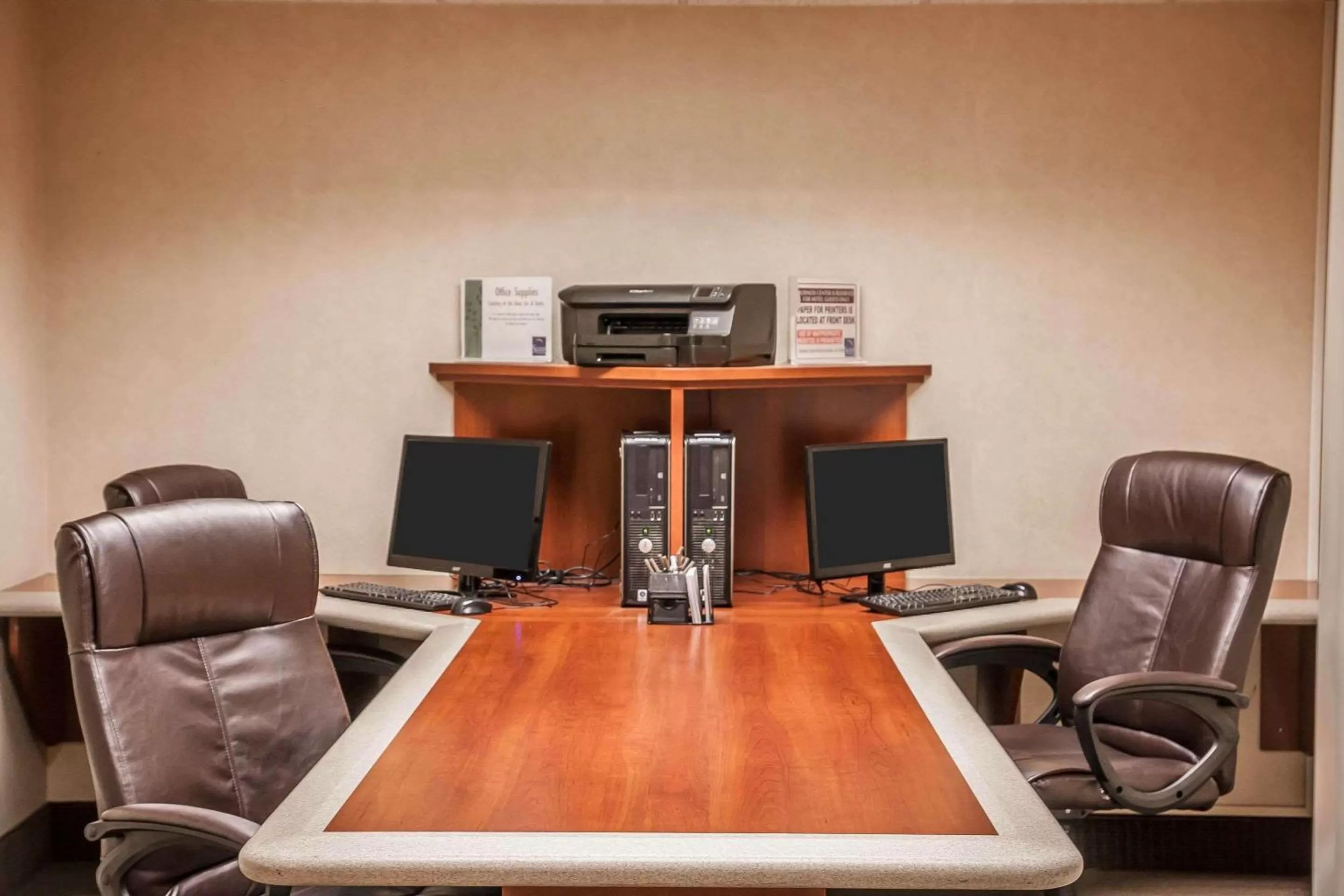 Business facilities in Sleep Inn & Suites Conference Center and Water Park