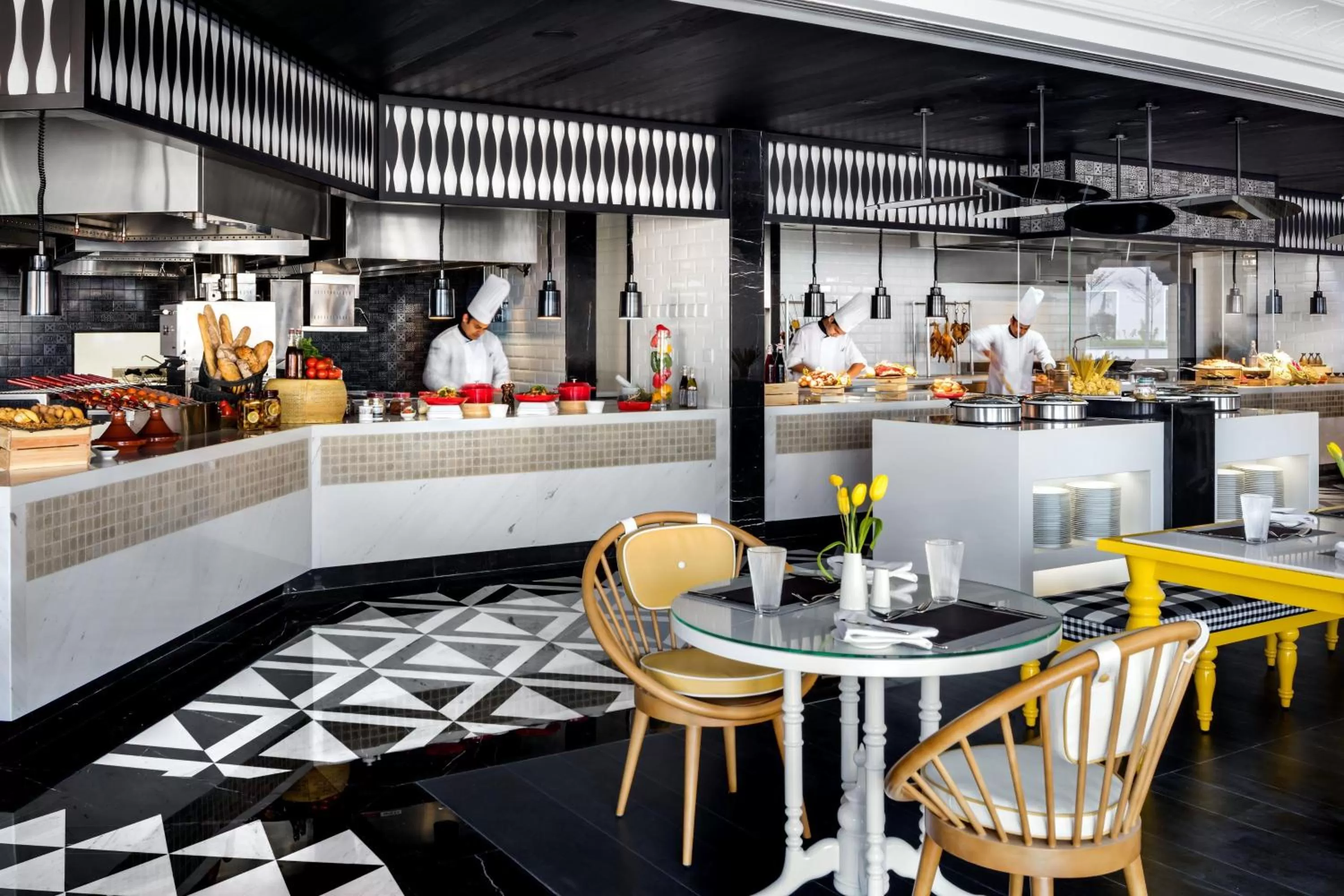 Restaurant/places to eat in Fairmont Fujairah Beach Resort