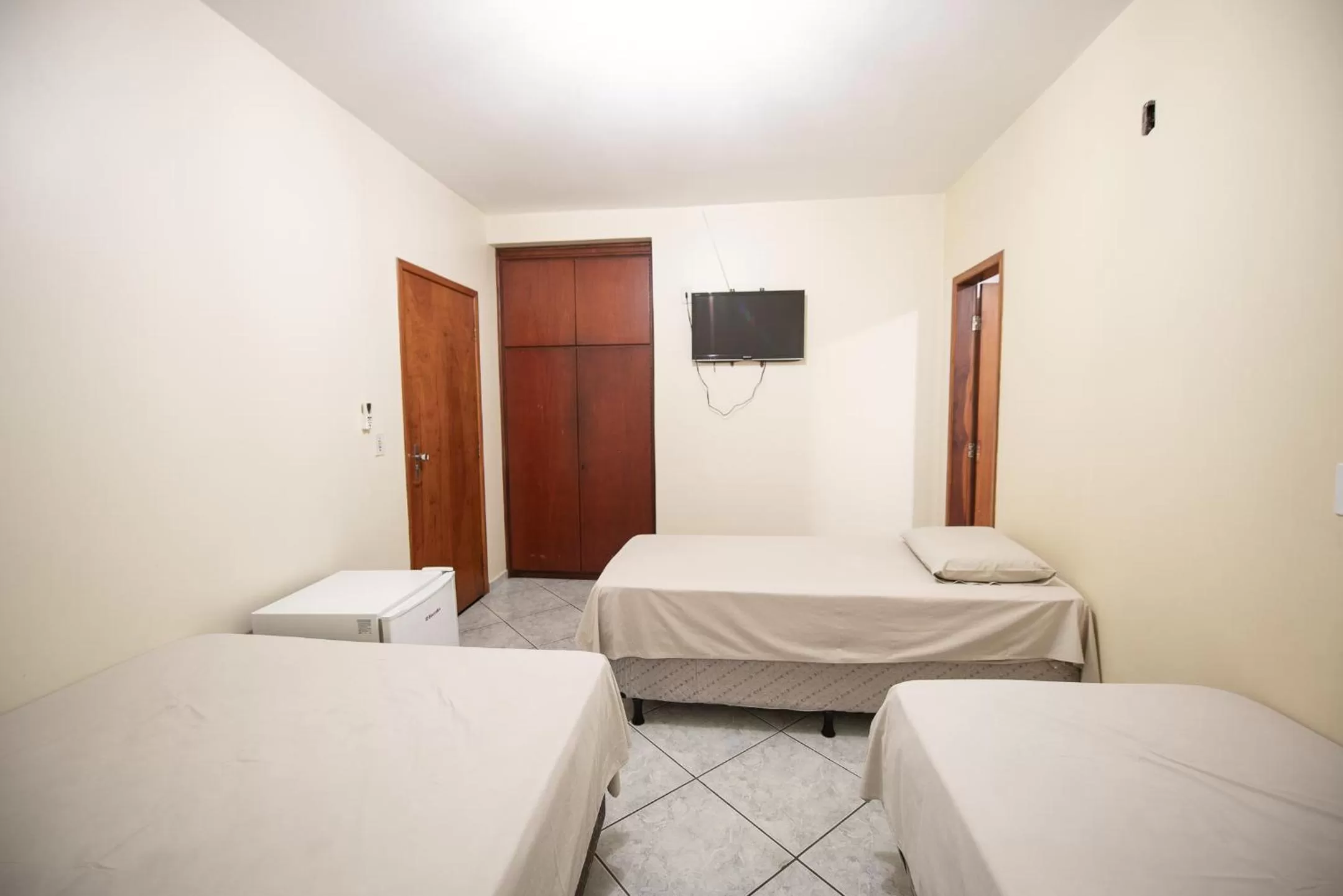 Photo of the whole room in Foz Express Hotel Centro