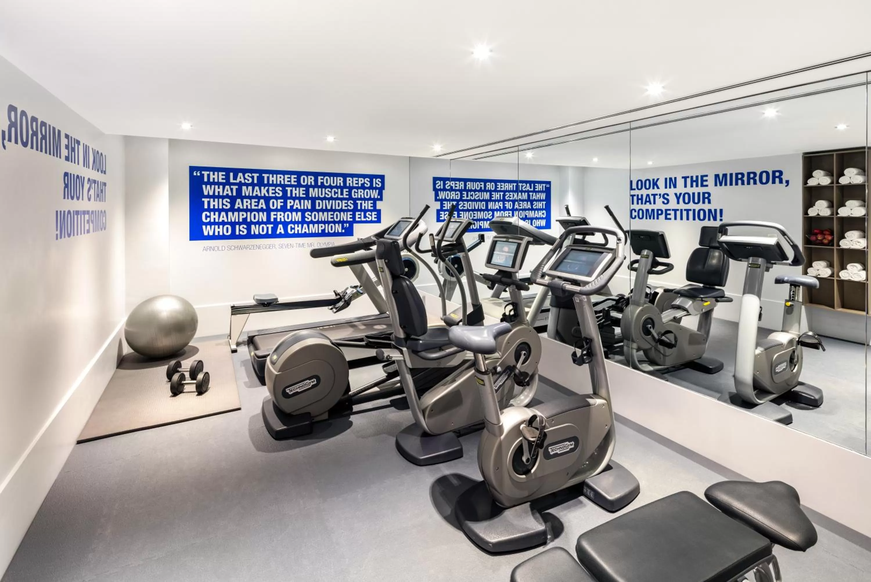 Fitness centre/facilities in Radisson Blu Hotel, London Leicester Square
