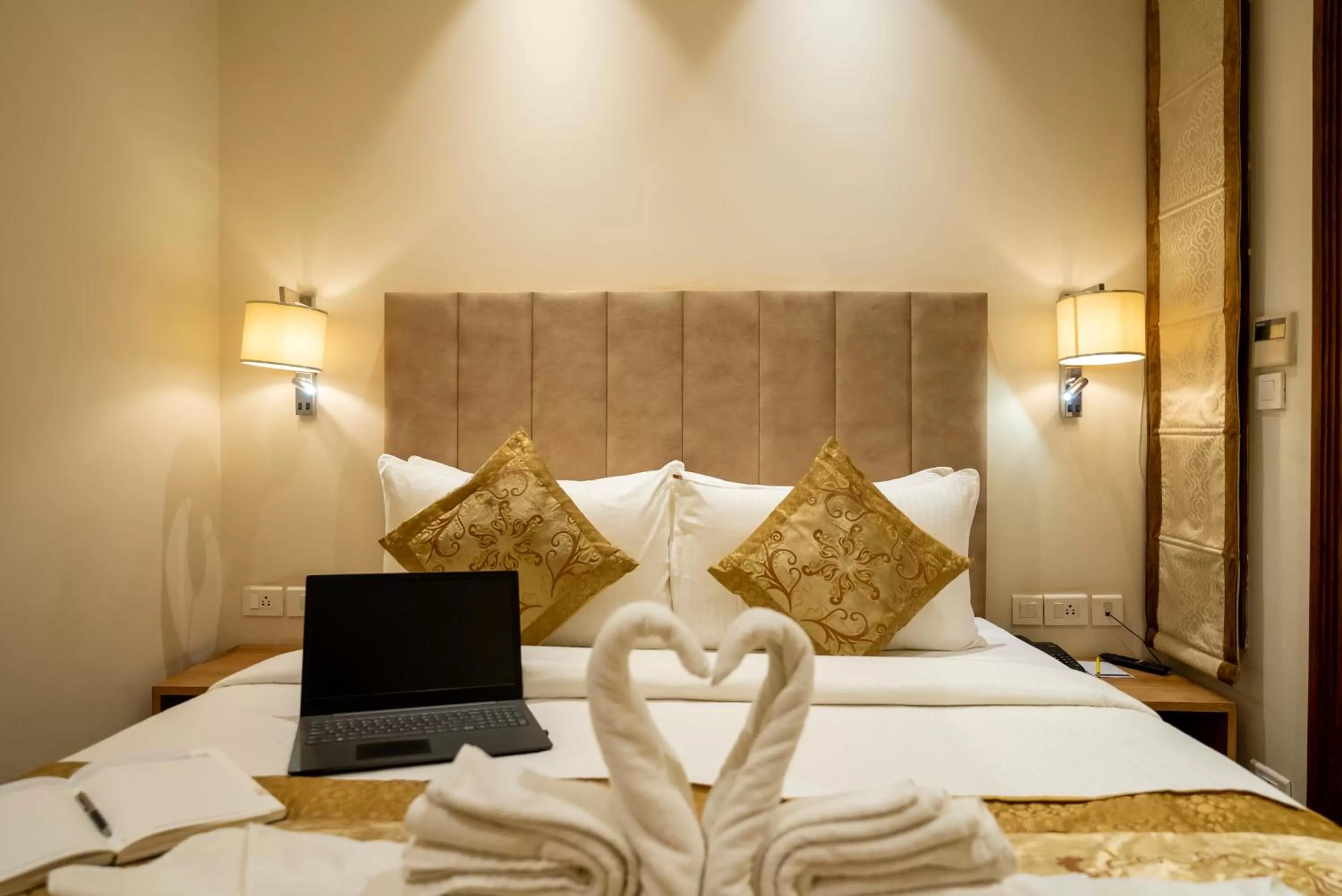 Bed in Celebrant Hotel