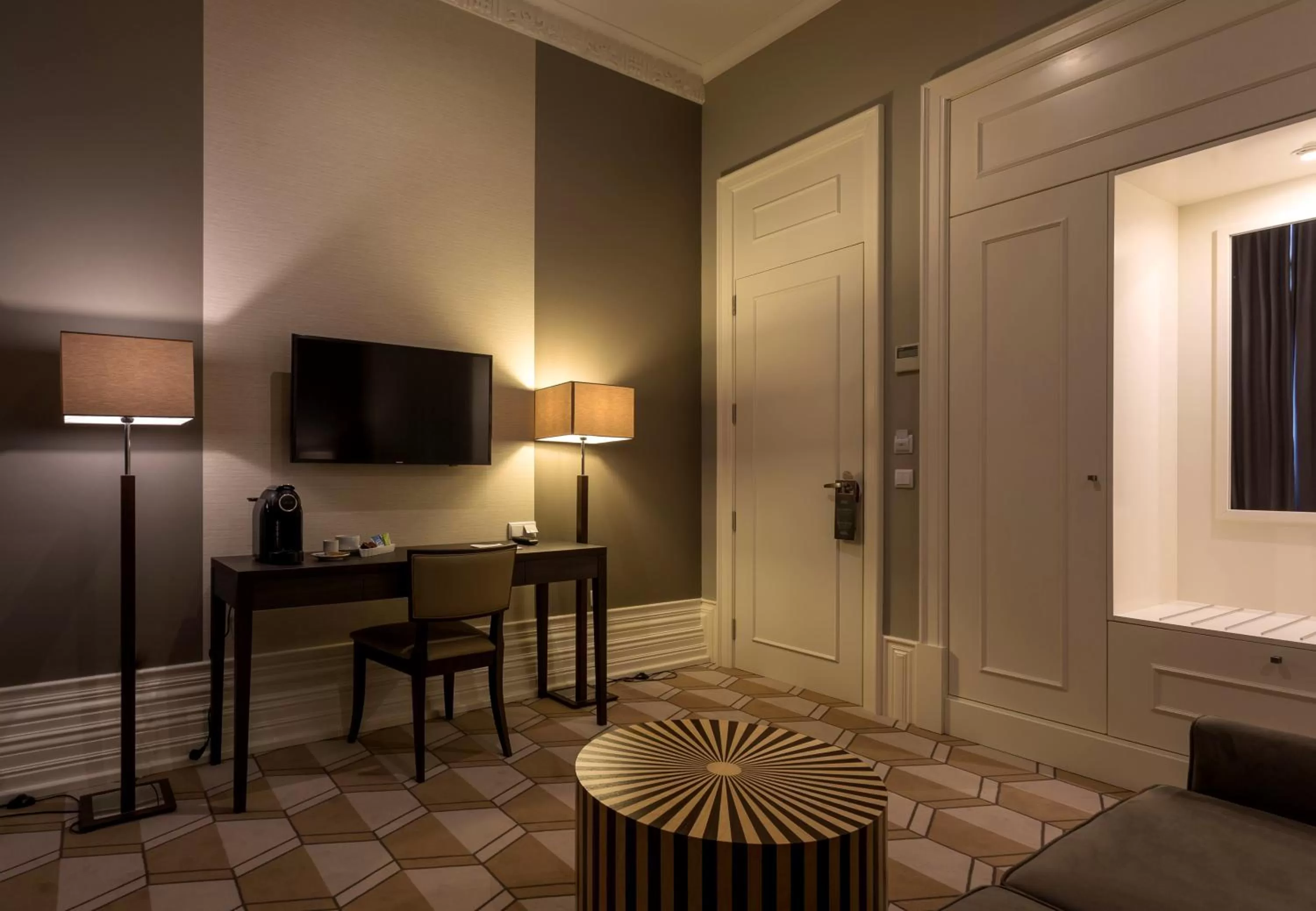 TV and multimedia in Hotel Do Colegio