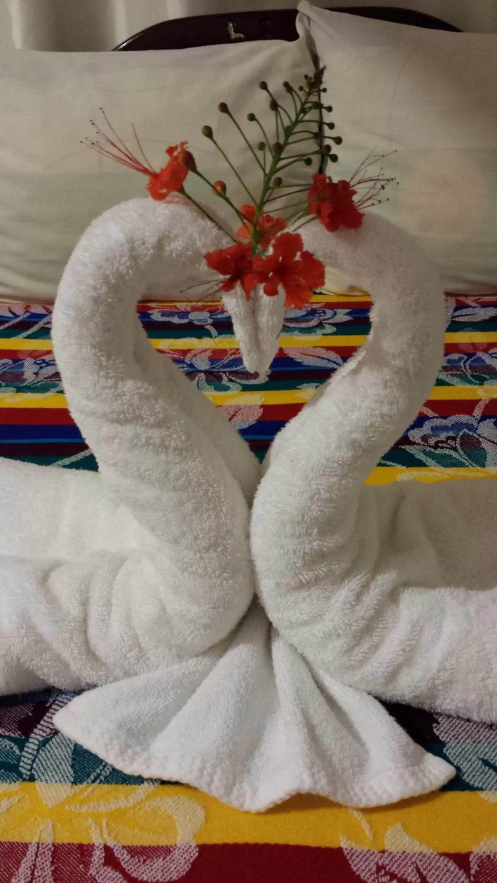 Decorative detail in Rainforest Haven Inn