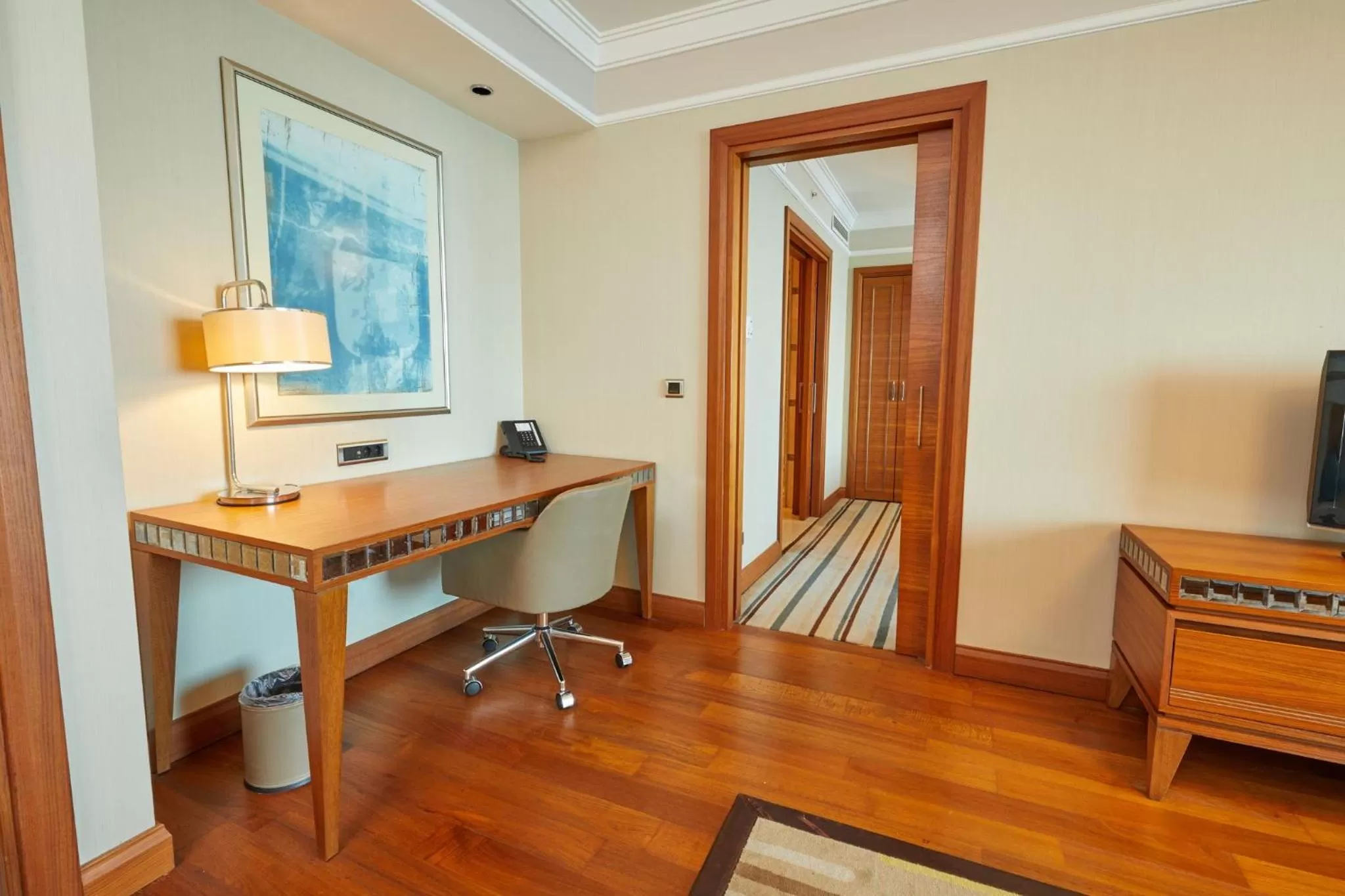 Communal lounge/ TV room in Dedeman Zonguldak