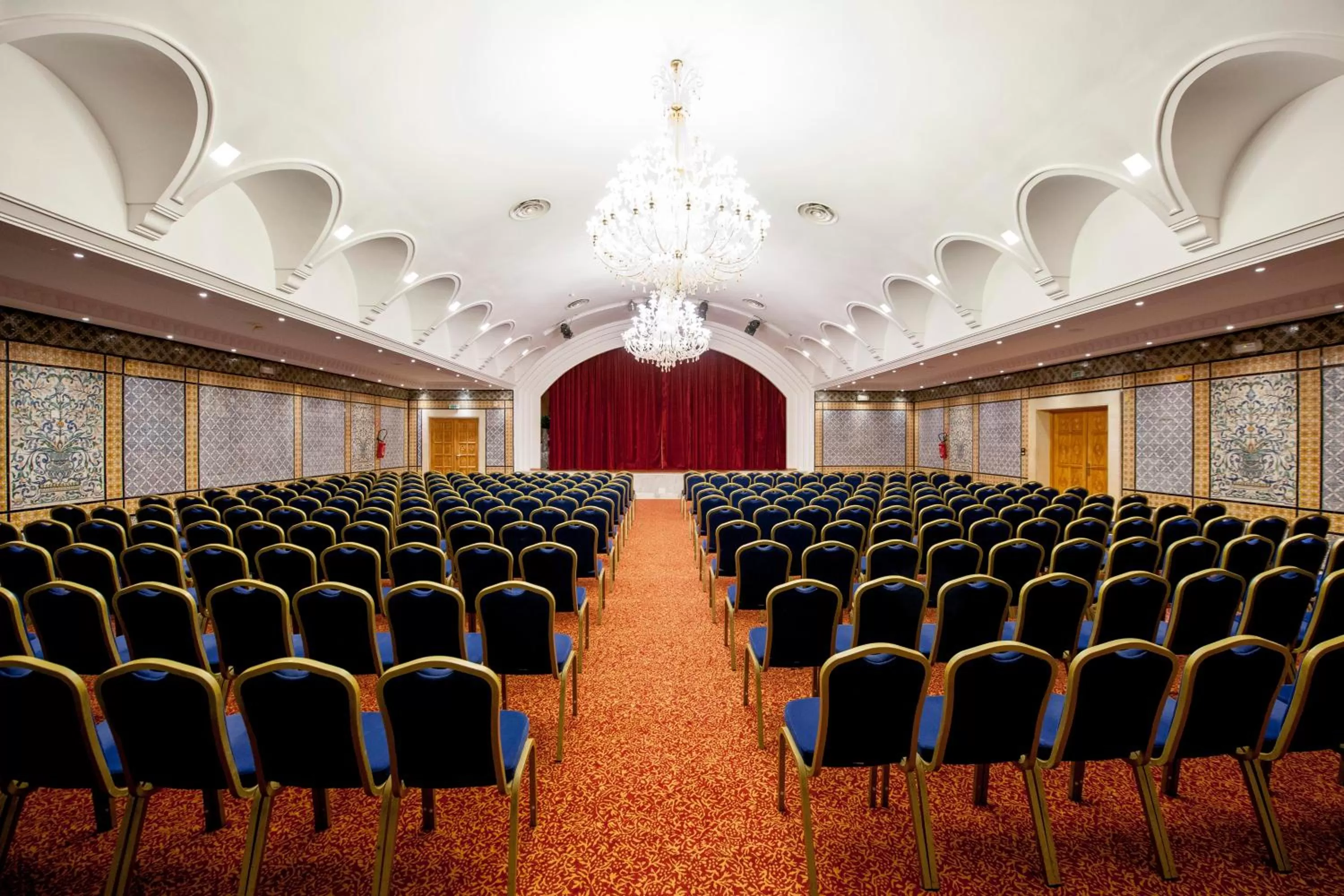 Medina Belisaire And Thalasso