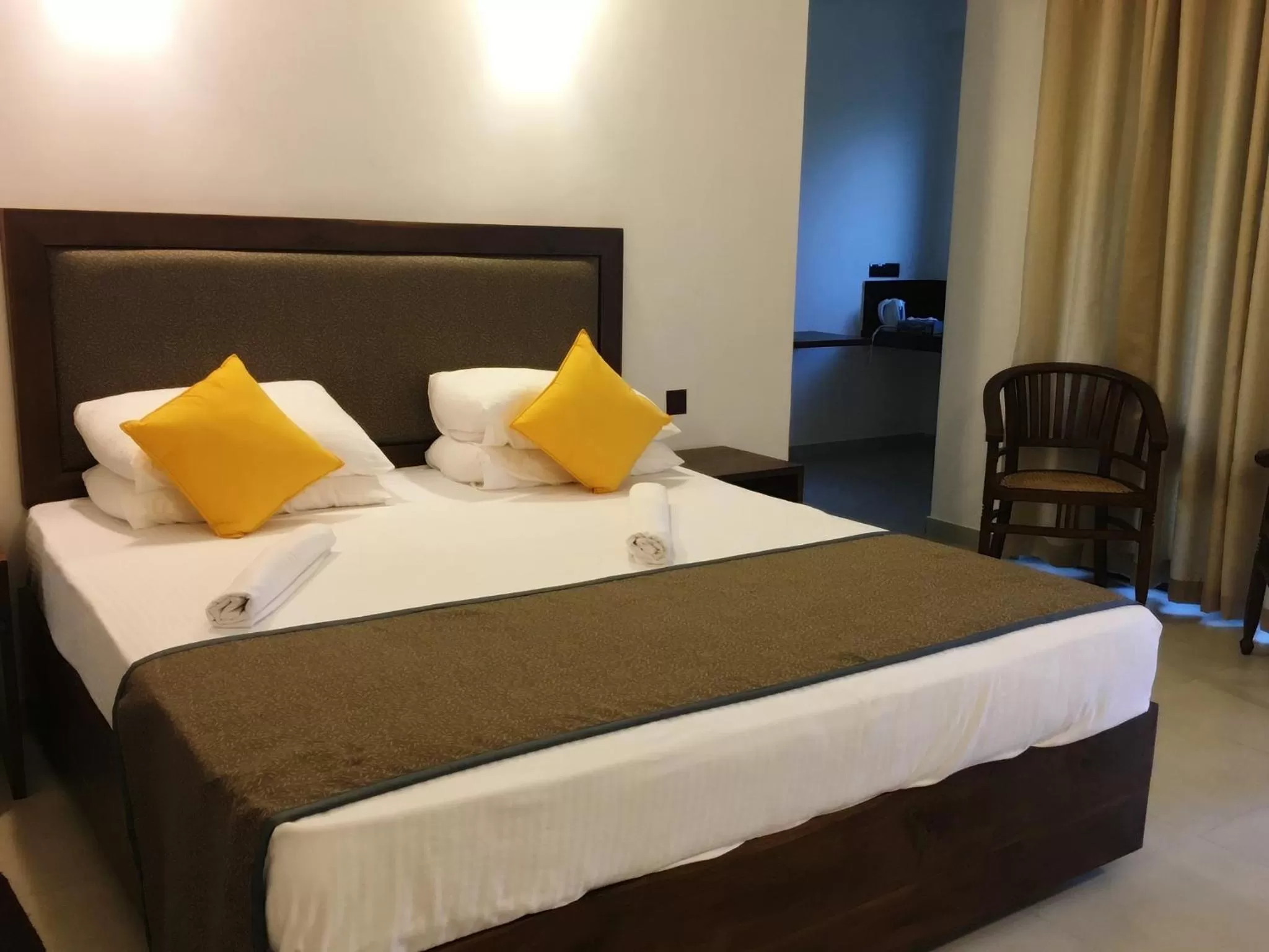 Bed in Dambulla Rock Arch