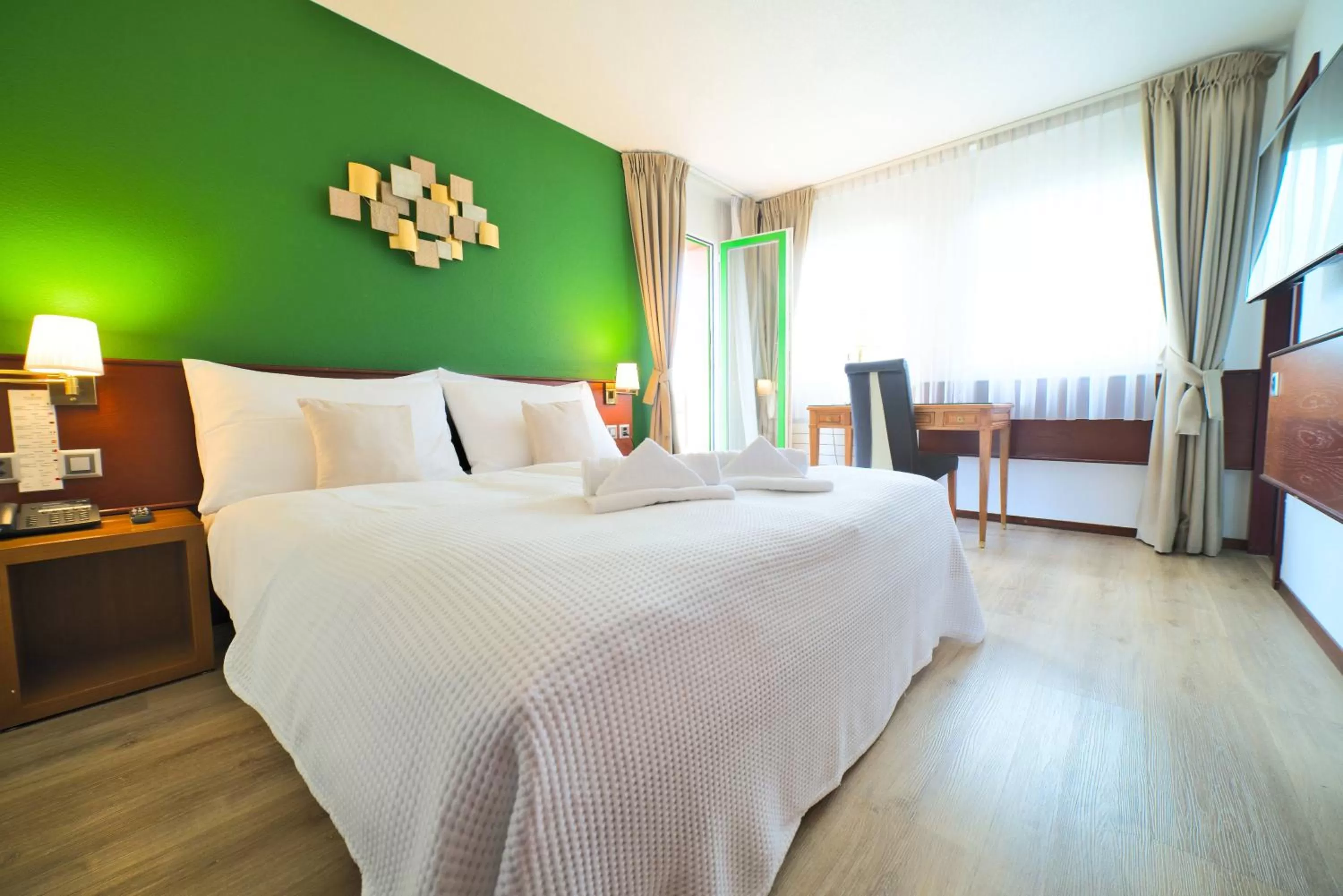 Bed in Tulip Inn Beaulieu Lausanne