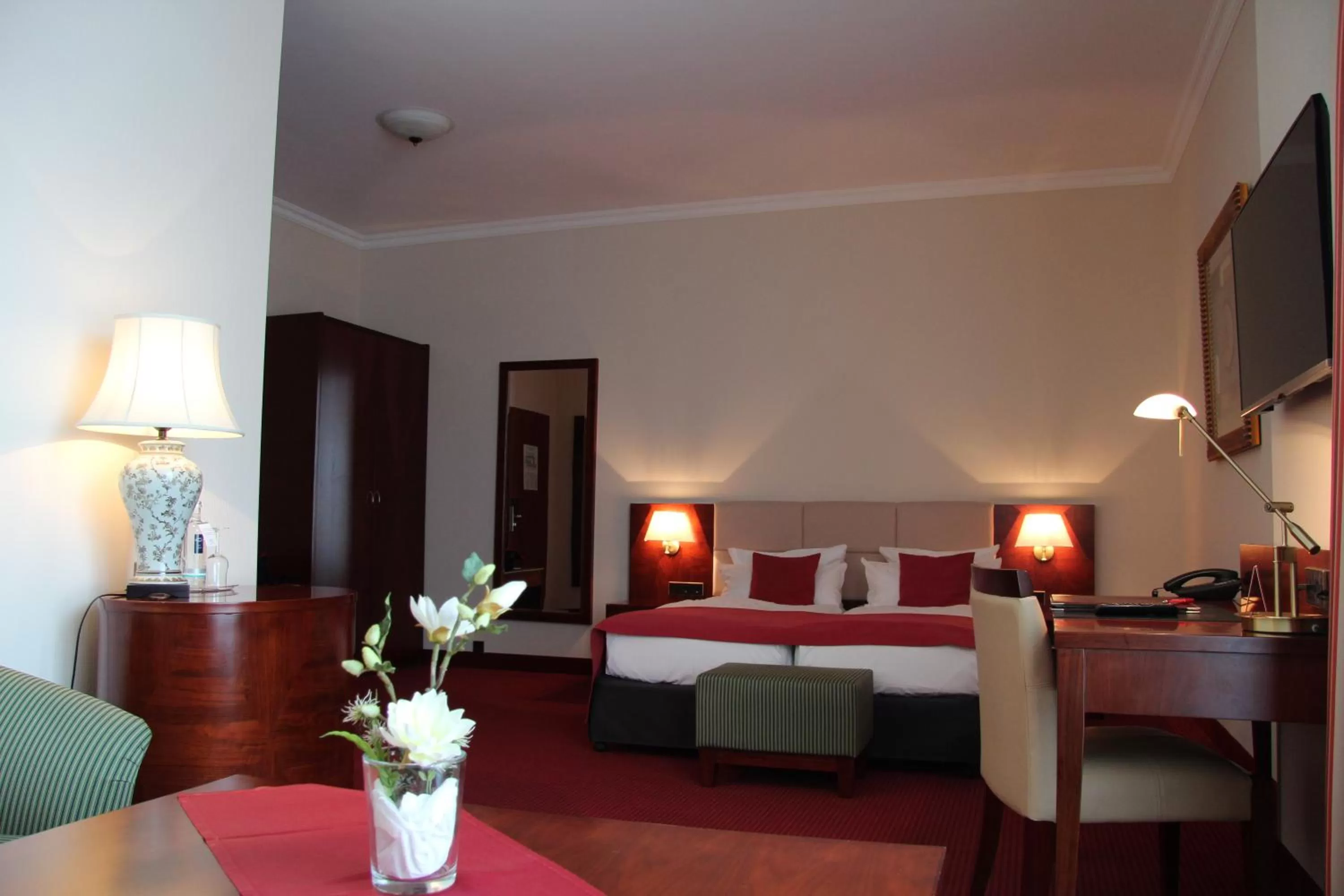 Photo of the whole room, Bed in Hotel Amaris Bremerhaven