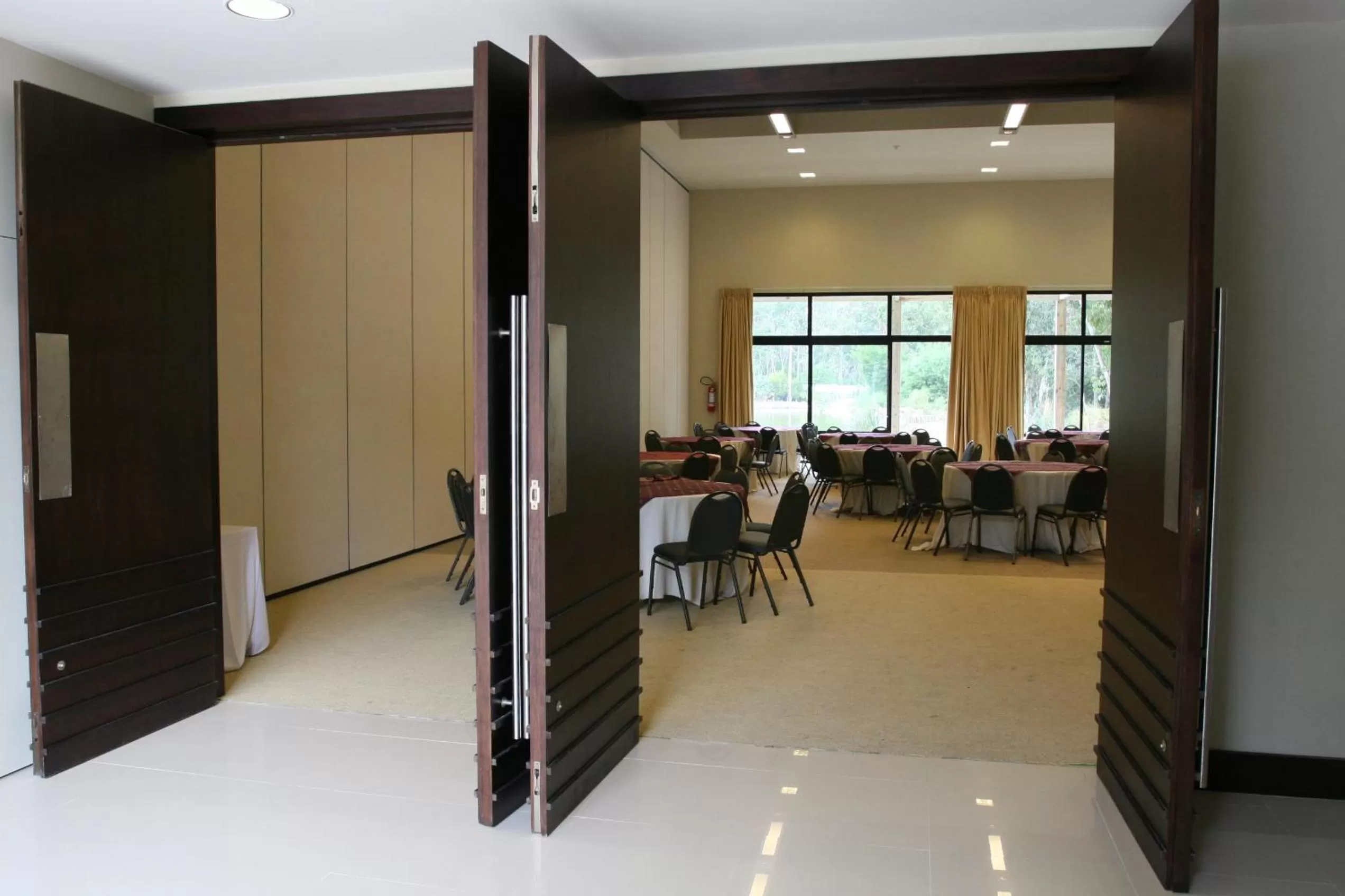 Banquet/Function facilities in Solanas Punta del Este & Crystal Beach