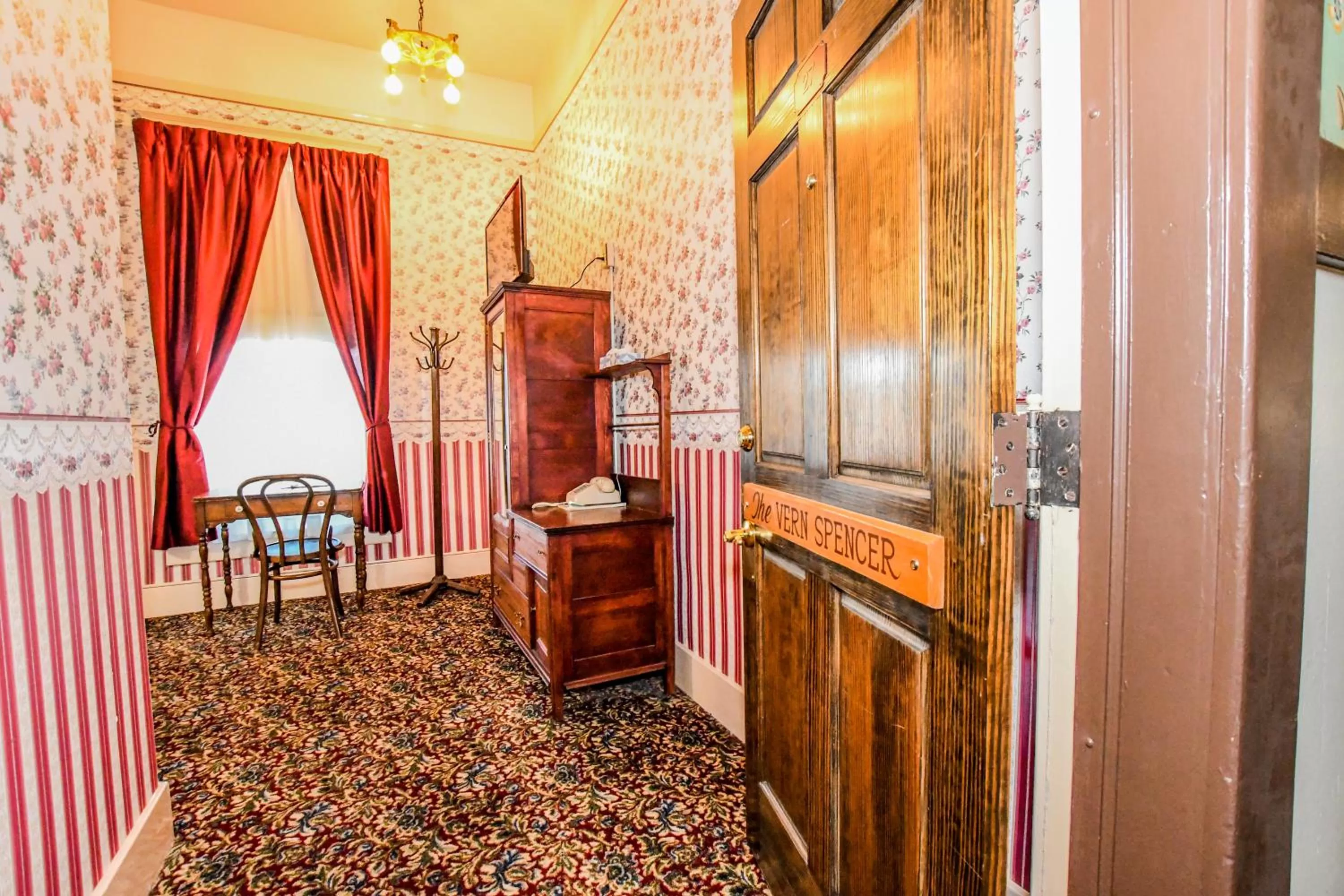 TV and multimedia in Irma Hotel