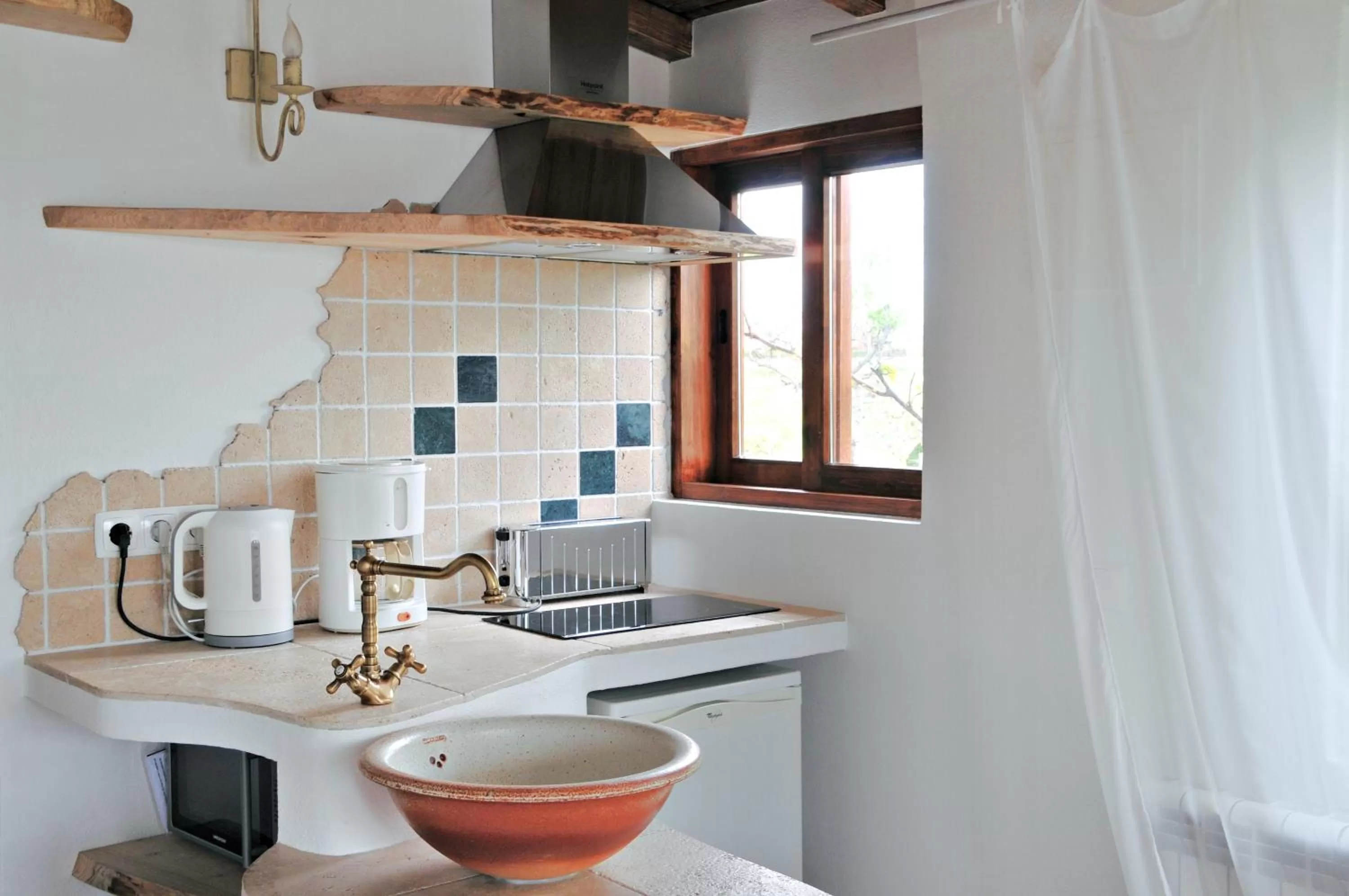 Kitchen or kitchenette in Uma Casa a Beira Sol