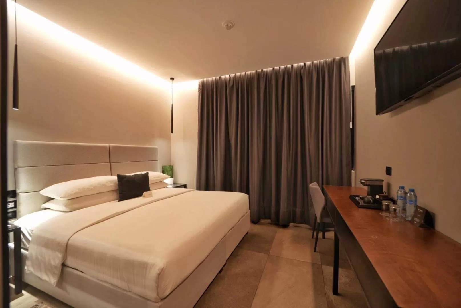 TV and multimedia, Bed in Ontico Urban Design Hotel