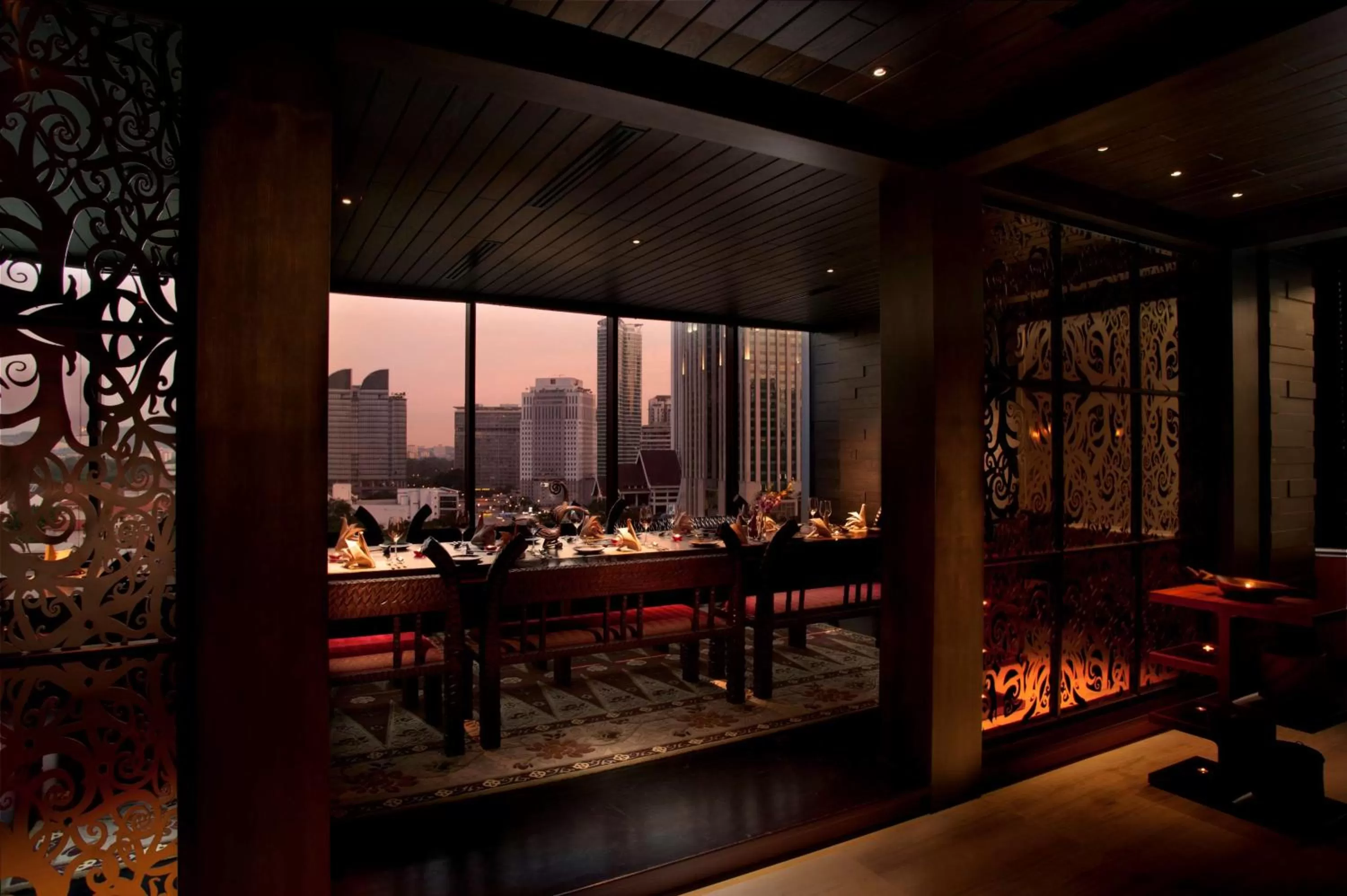 Restaurant/places to eat in DoubleTree By Hilton Kuala Lumpur