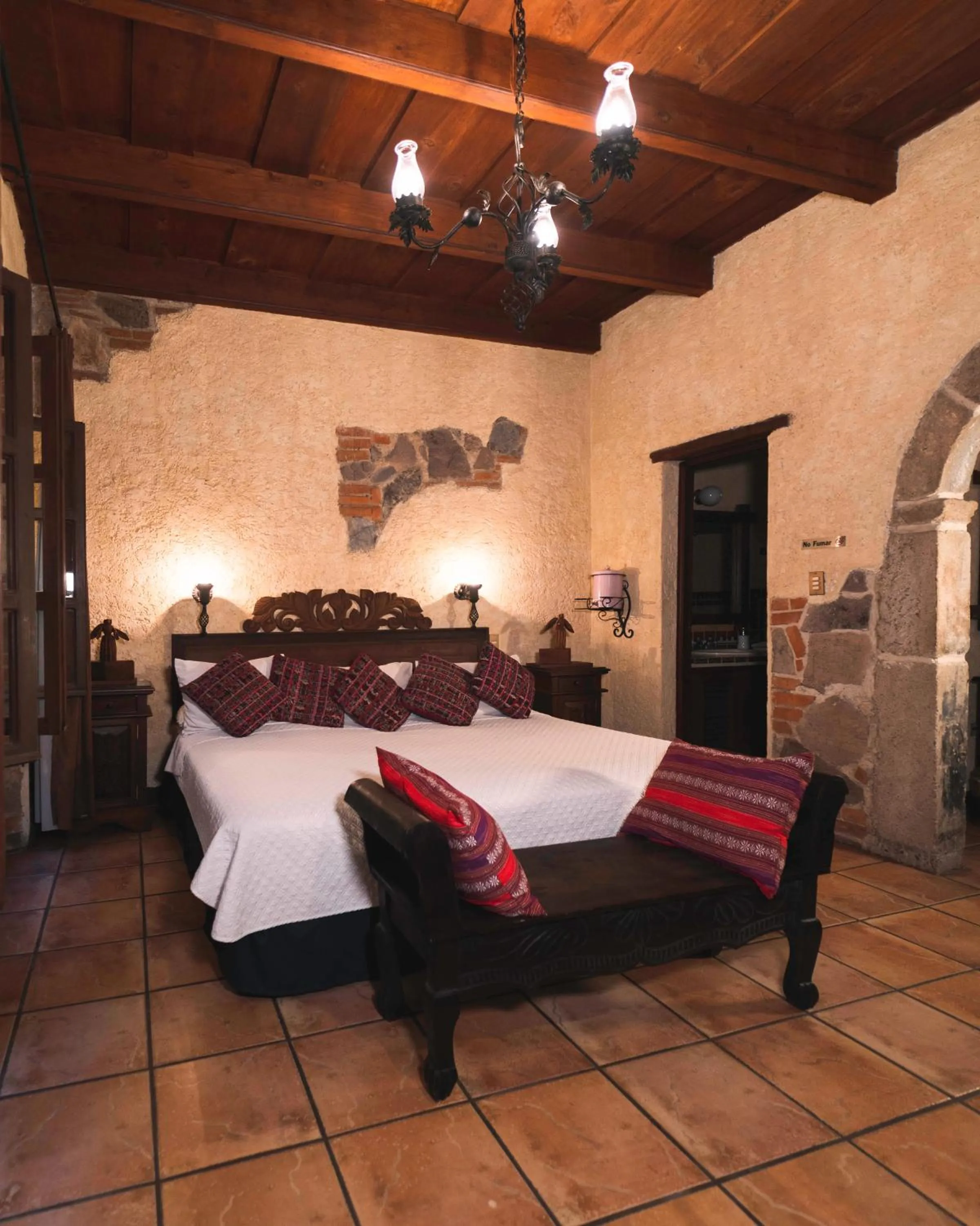 Bed in Hotel Real Plaza