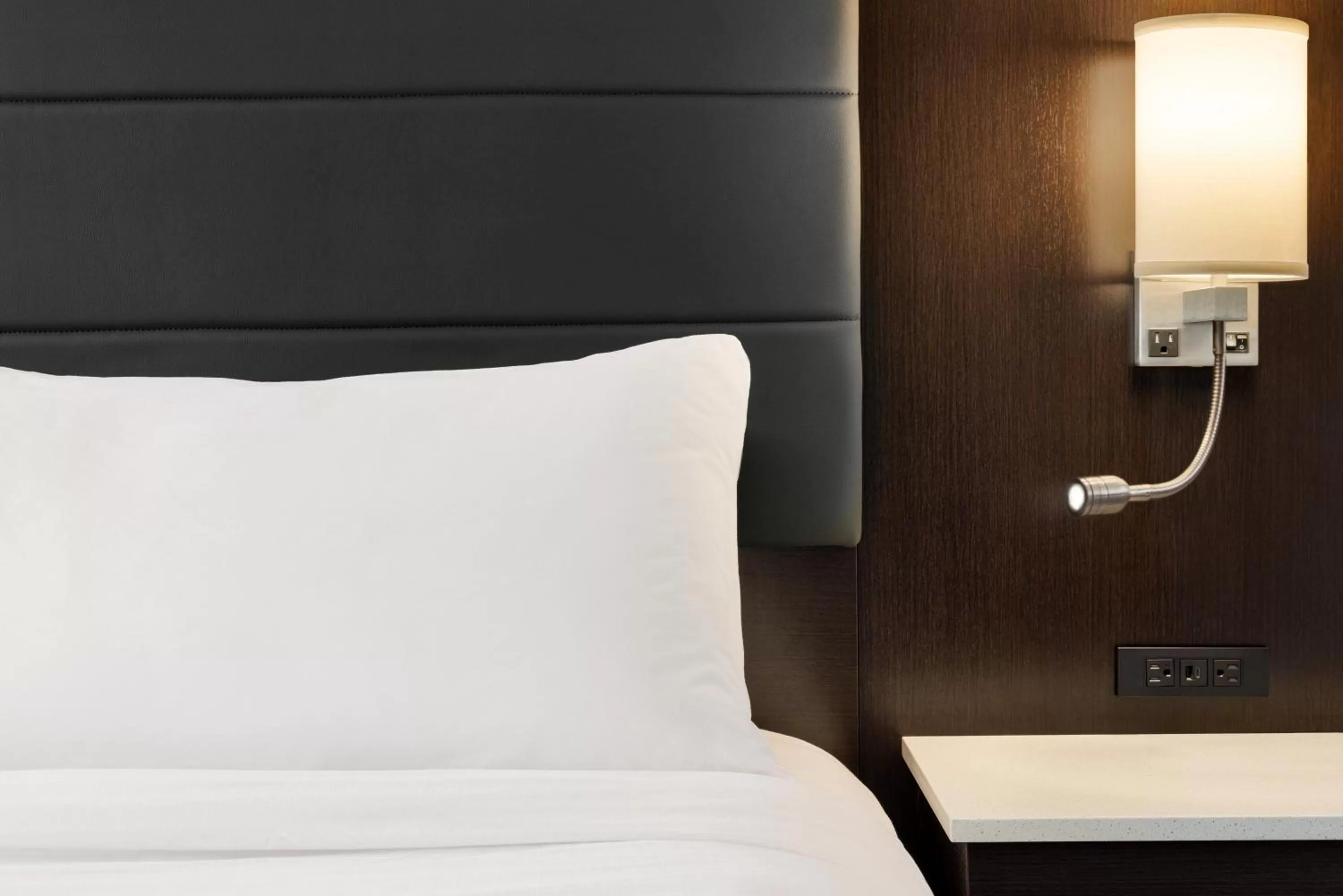 King Room with Hearing Accessible Transfer Shower - Non-Smoking in Crowne Plaza Hotel Knoxville, an IHG Hotel